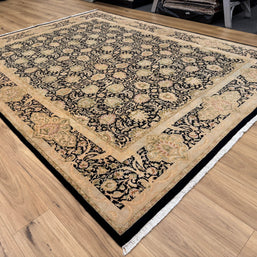 Kashmiri Rug - 322 cm x 245 cm