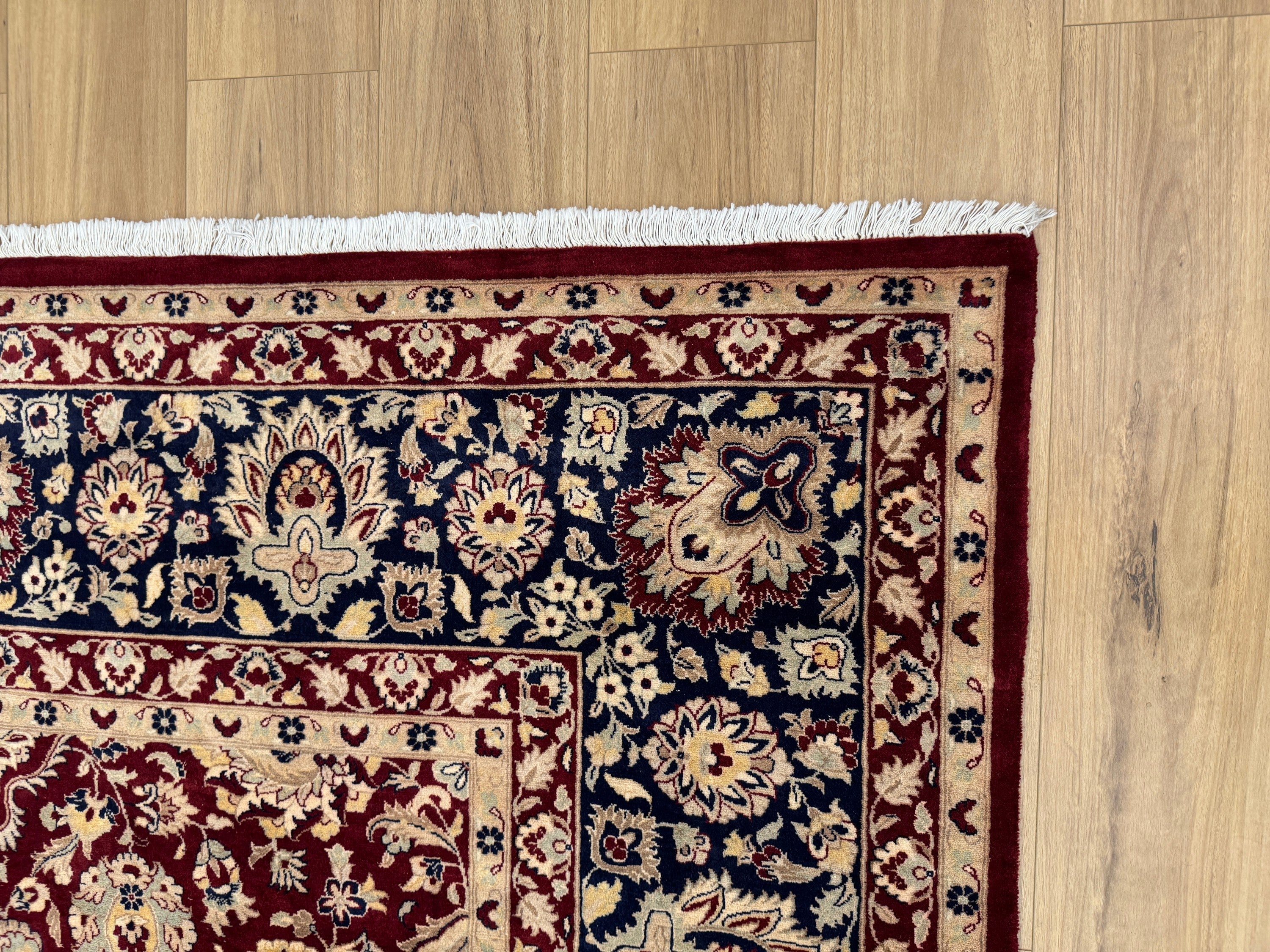 Kashmiri Rug - 366 cm x 274 cm