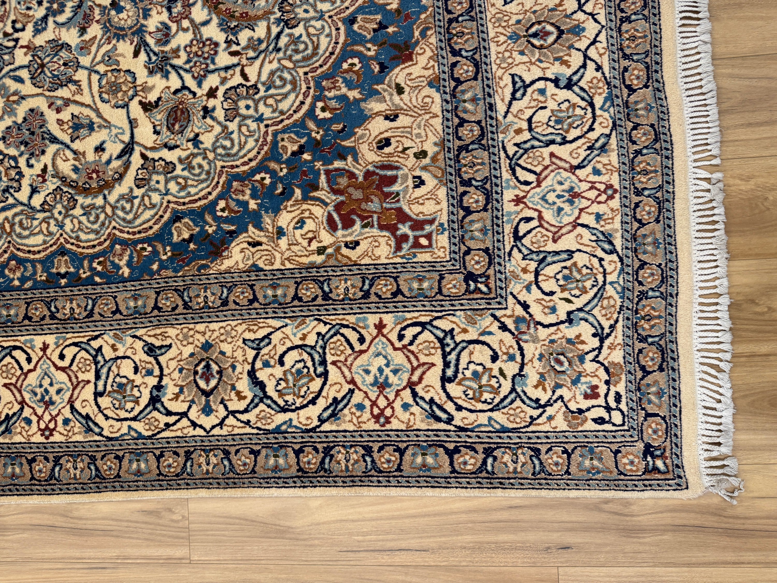 Nain Rug - 352 cm x 246 cm