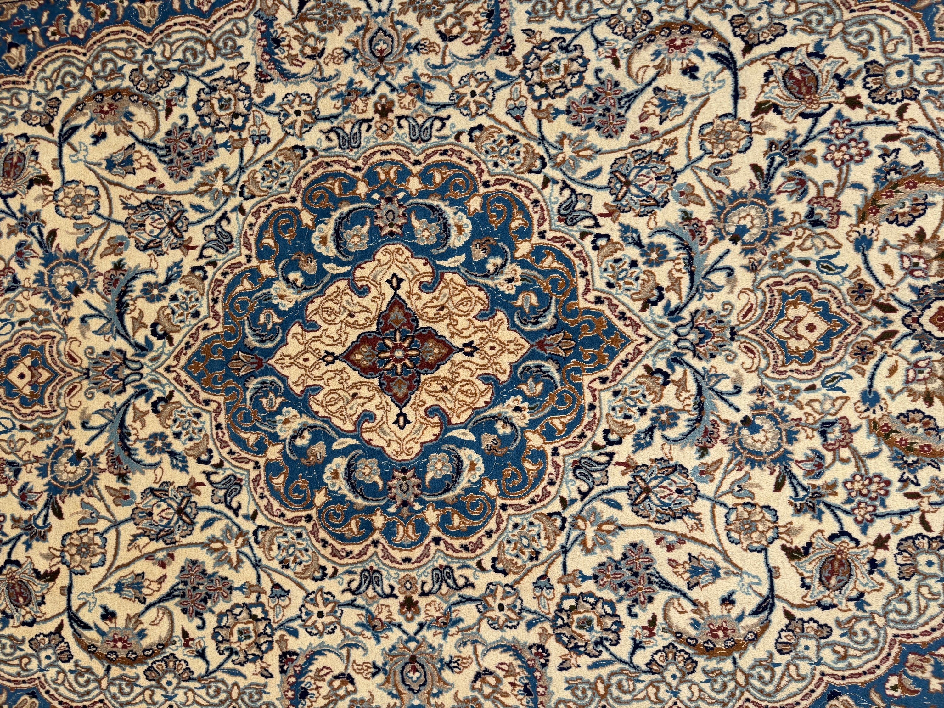Nain Rug - 352 cm x 246 cm