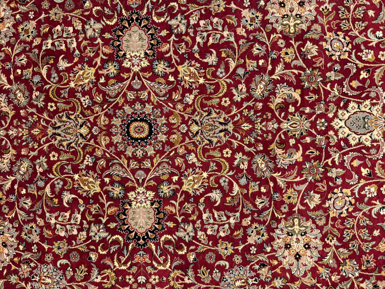 Kashmiri Rug - 365 cm x 275 cm