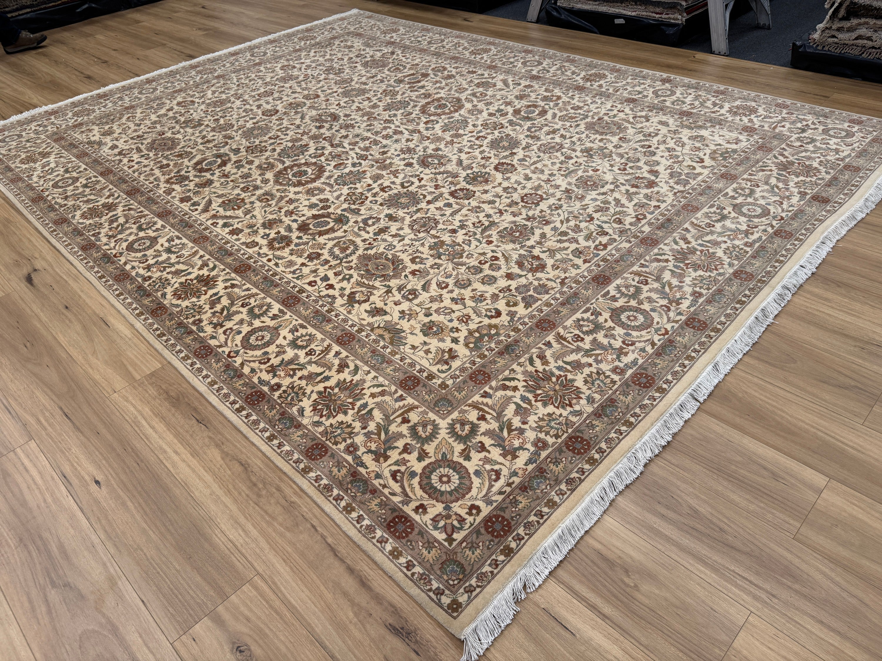 Zieglar Rug - 362 cm x 272 cm