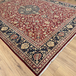 Kashmiri Rug - 357 cm x 271 cm
