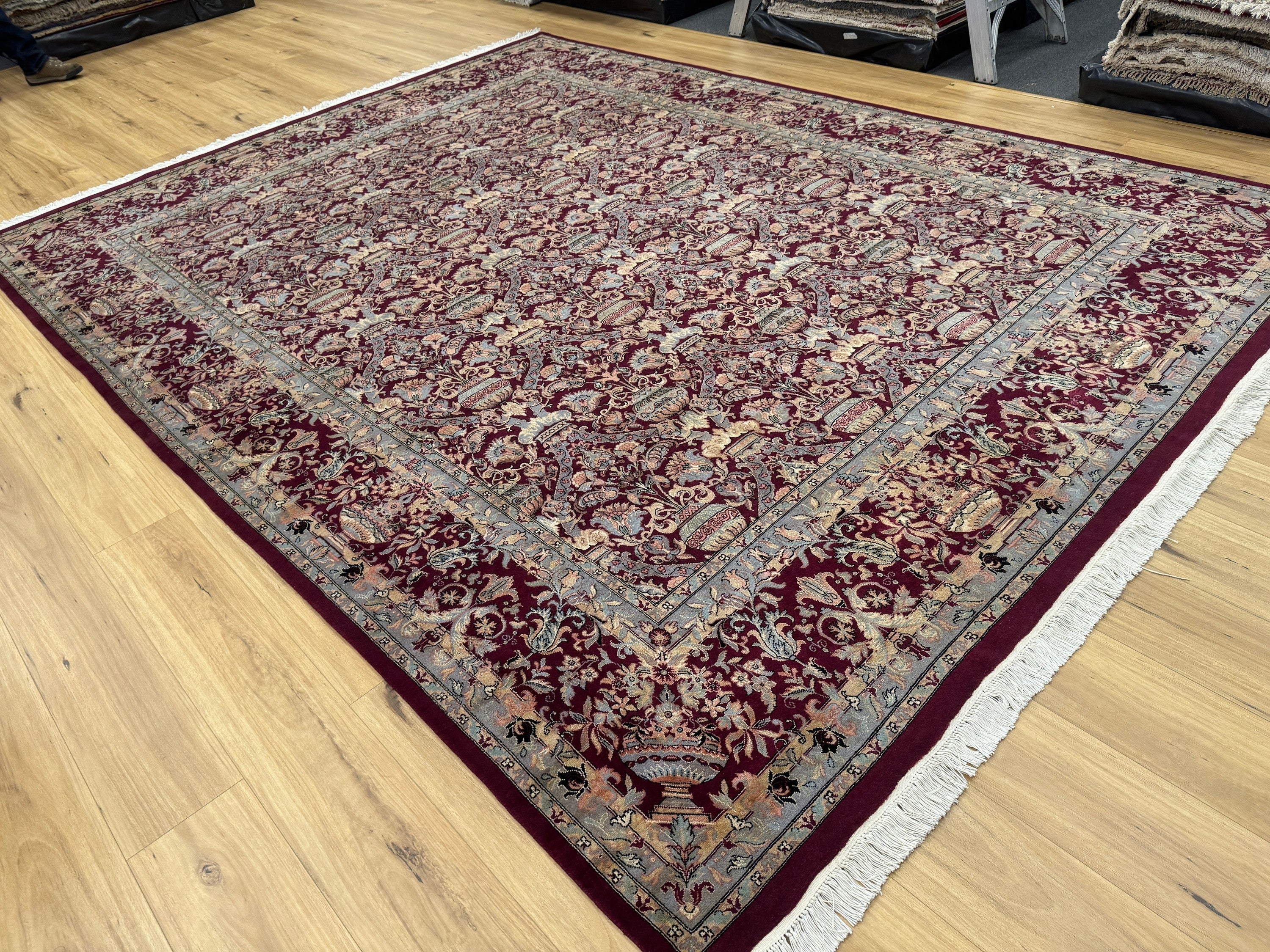 Kashmiri Rug - 360 cm x 271 cm