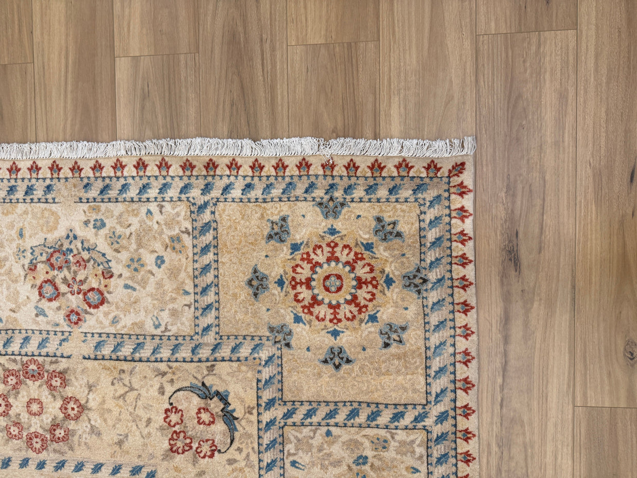 Kashmiri Rug - 361 cm x 274 cm