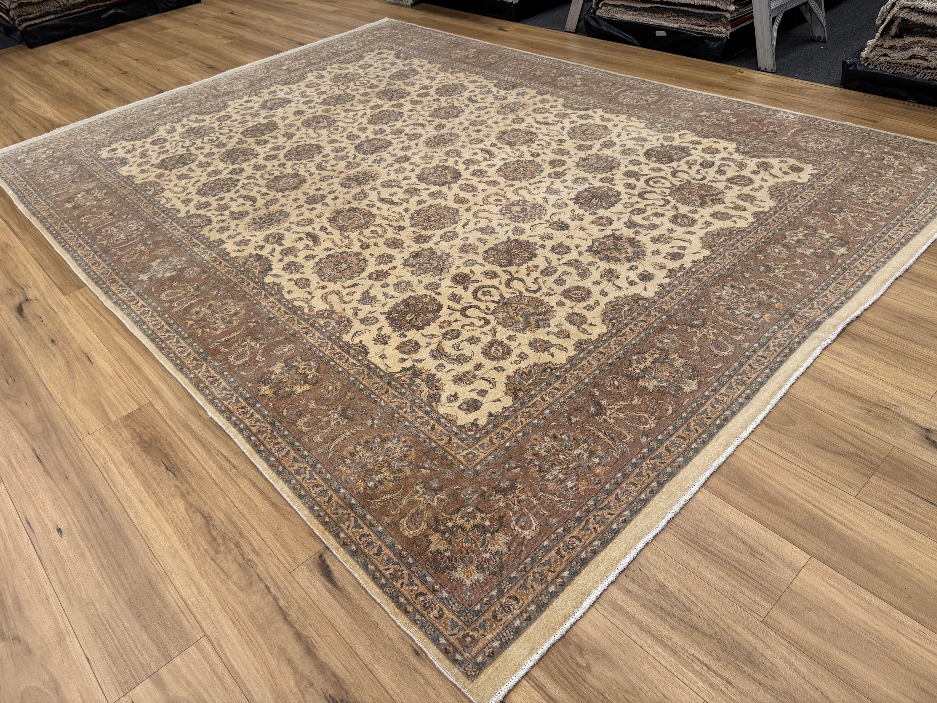Zieglar Rug - 369 cm x 265 cm