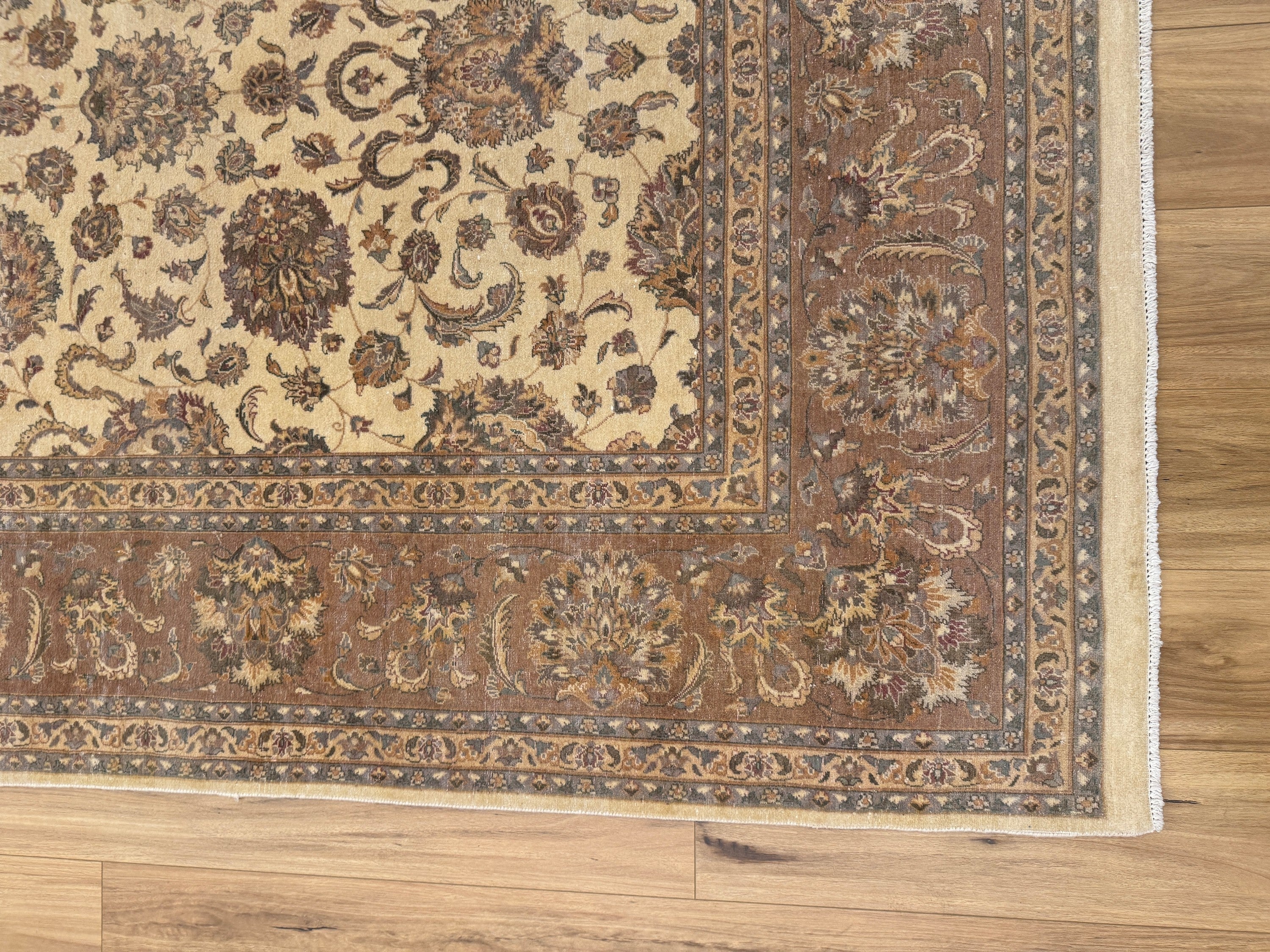 Zieglar Rug - 369 cm x 265 cm