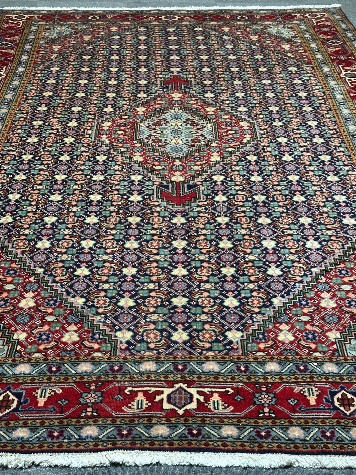 Persian Ardabil rug Hand Knotted pure wool pile rug 280cm x 198cm