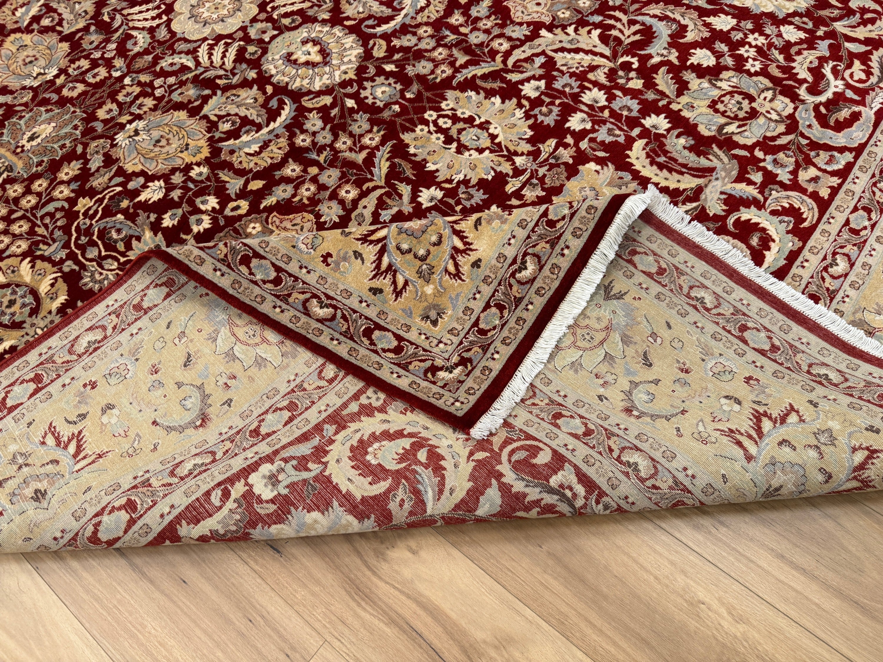 Kashmiri Rug - 359 cm x 271 cm