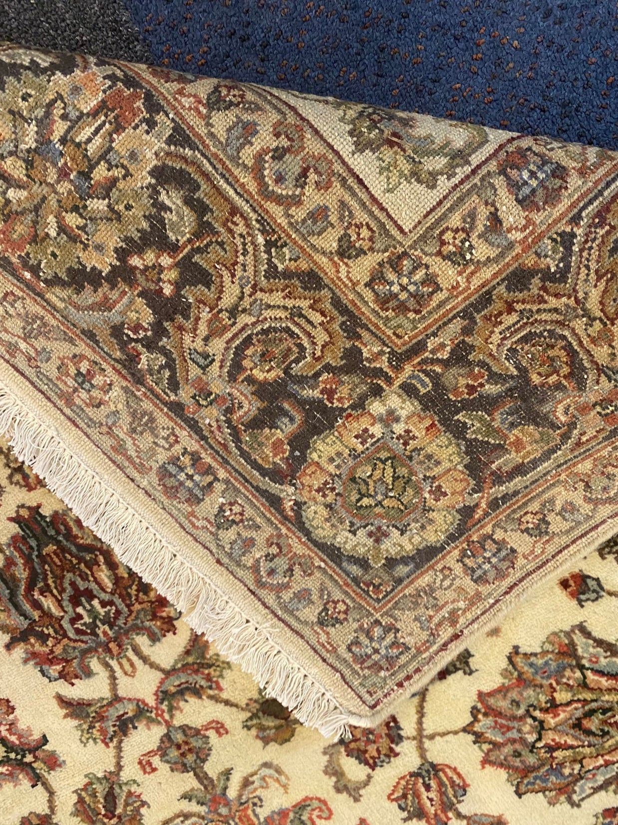 Ziegler Rug - 179 cm x 124 cm