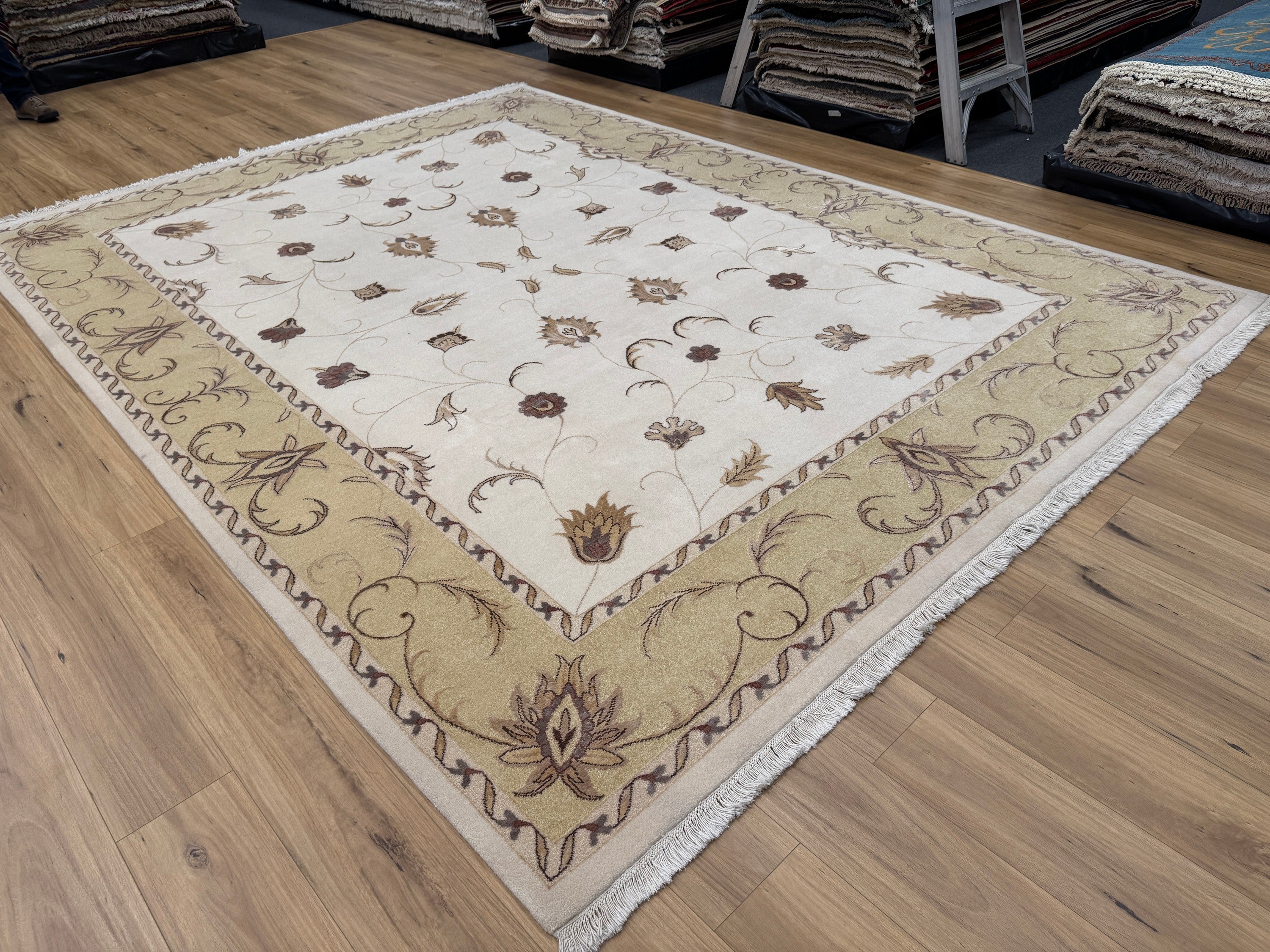 Ziegler Rug - 370 cm x 270 cm