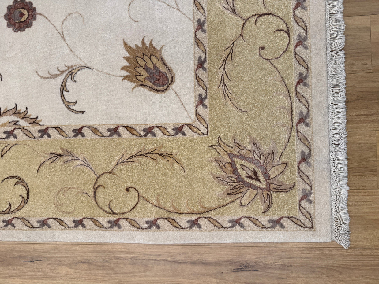 Ziegler Rug - 370 cm x 270 cm