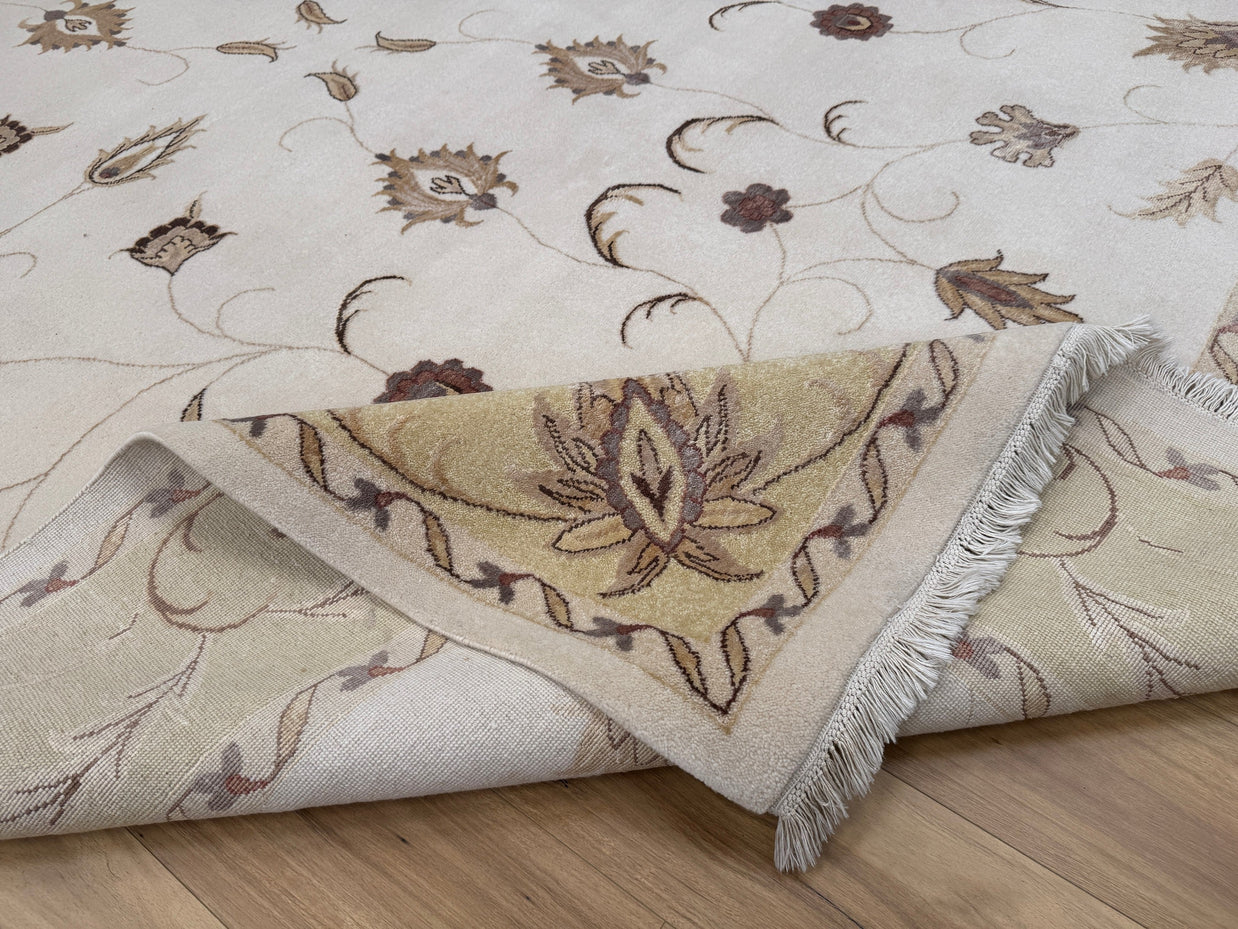 Ziegler Rug - 370 cm x 270 cm