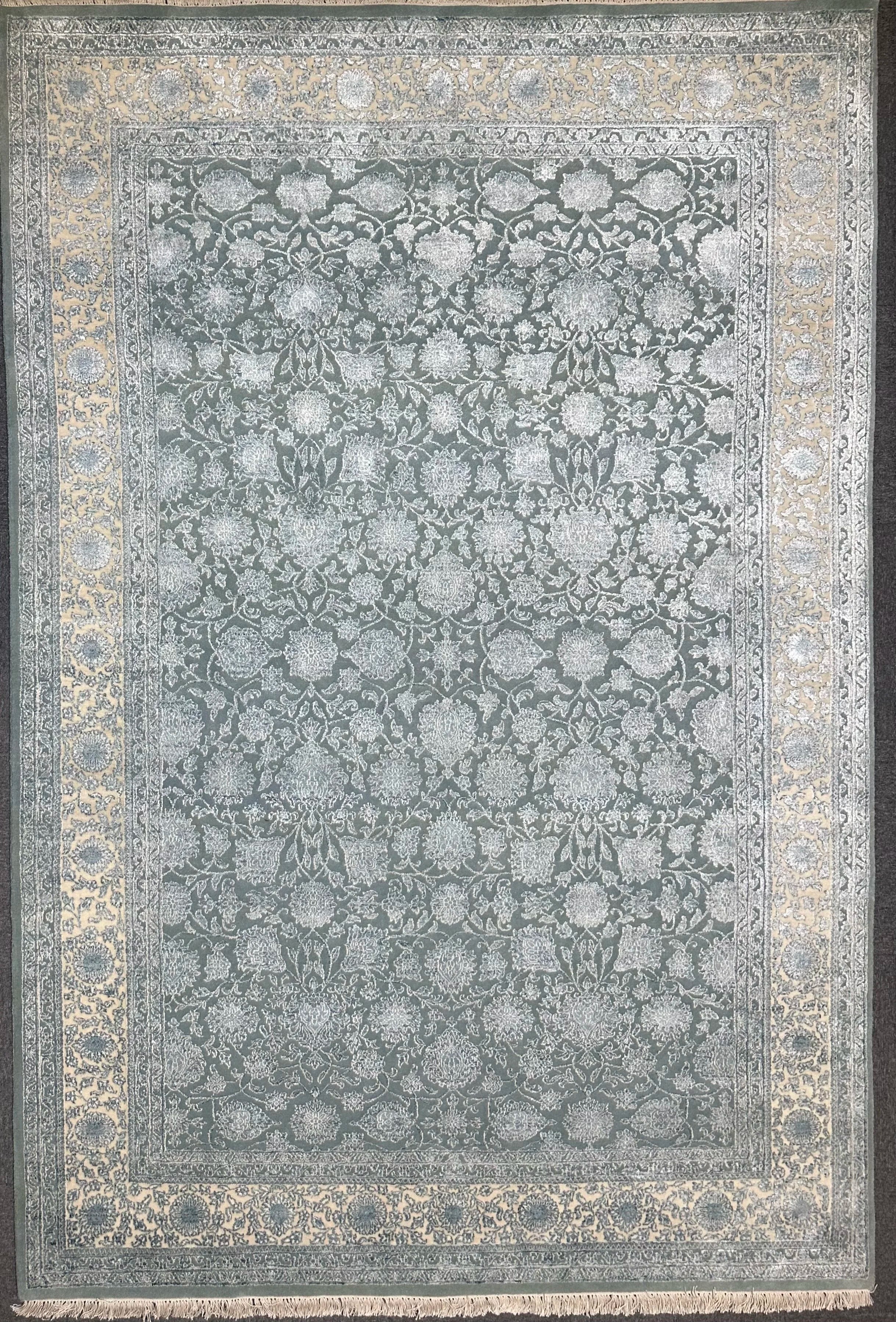 Fine Ziegler Wool & Silk Hand Knotted Rug