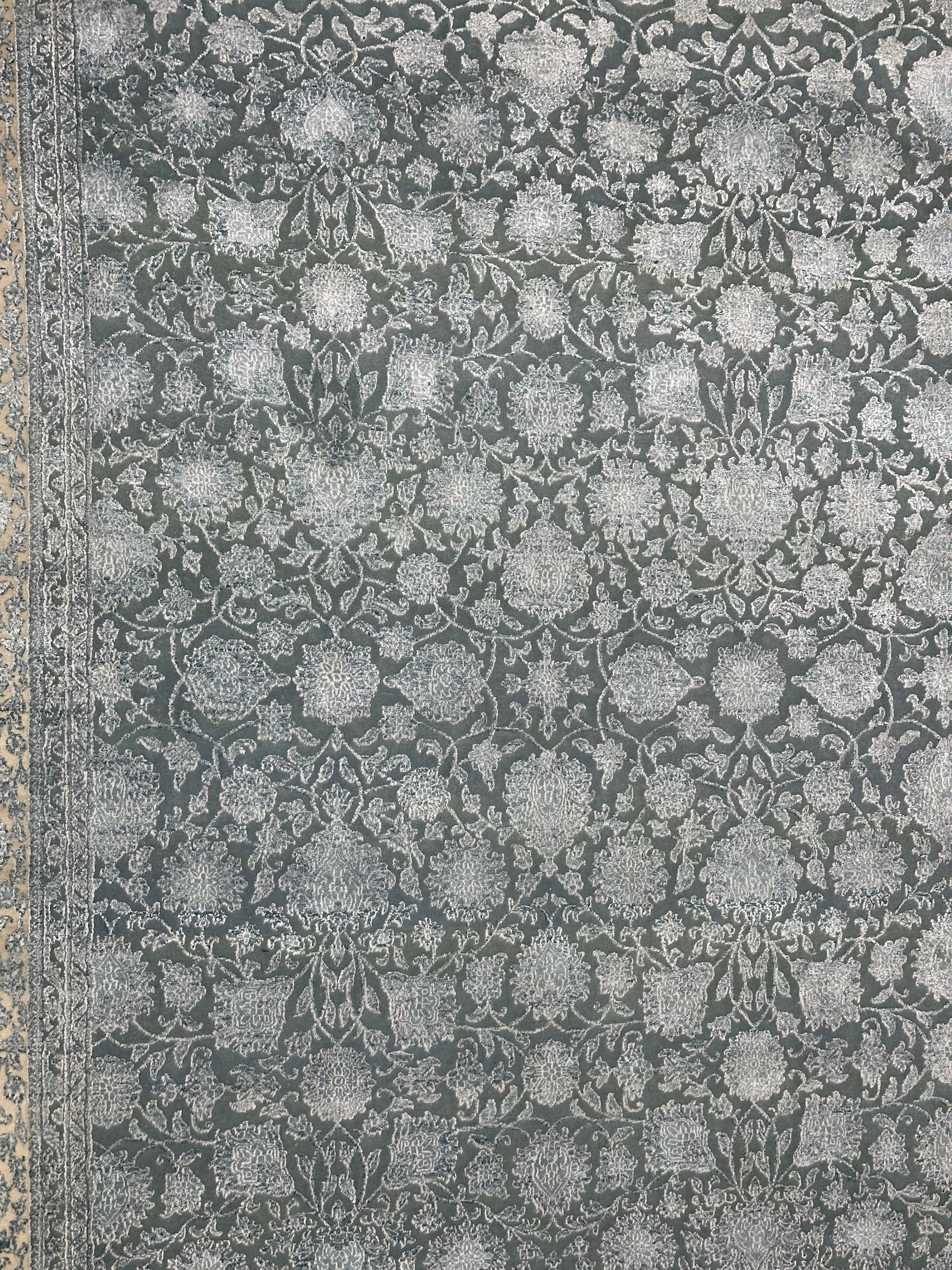 Fine Ziegler Wool & Silk Hand Knotted Rug
