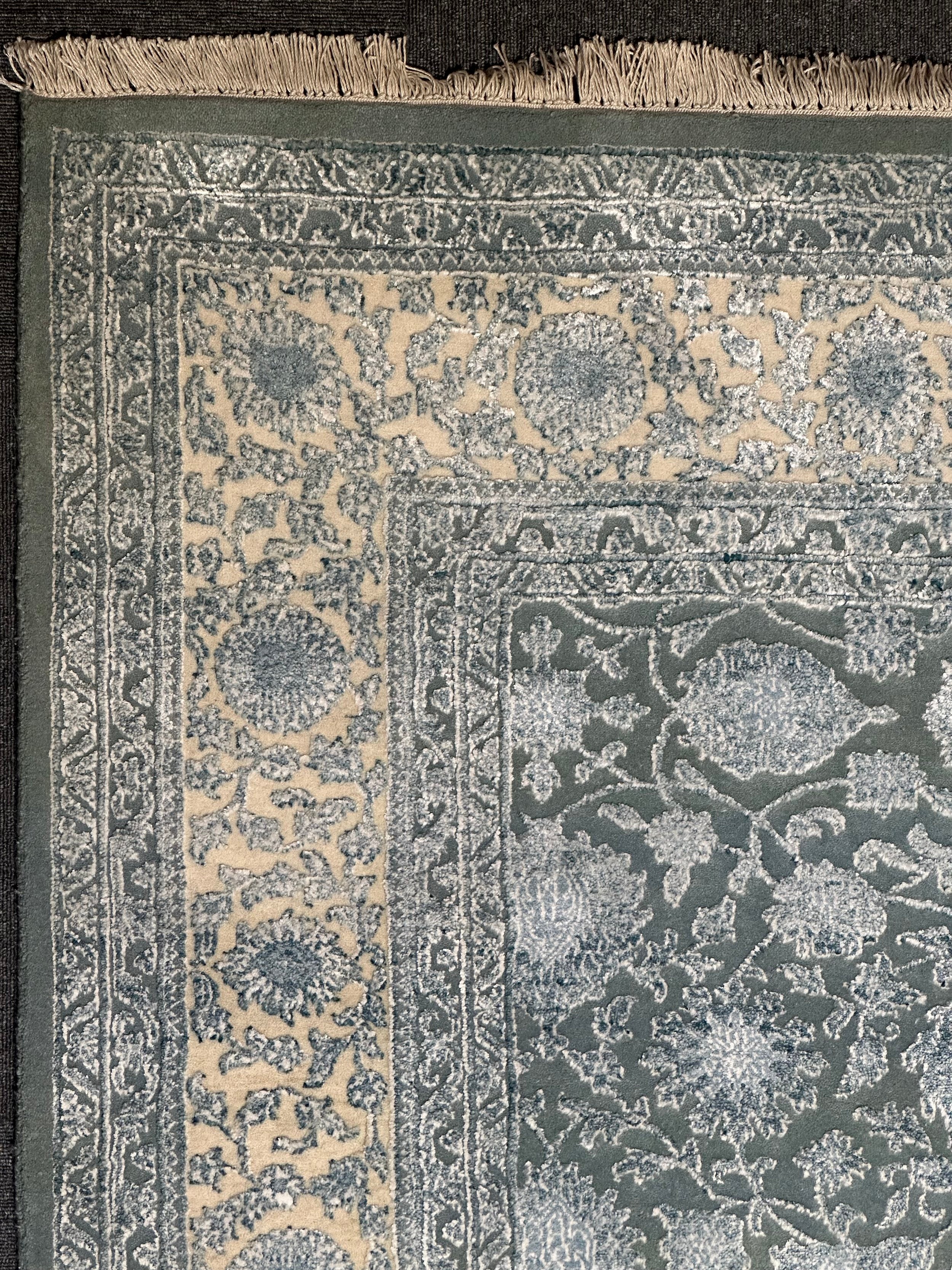 Fine Ziegler Wool & Silk Hand Knotted Rug