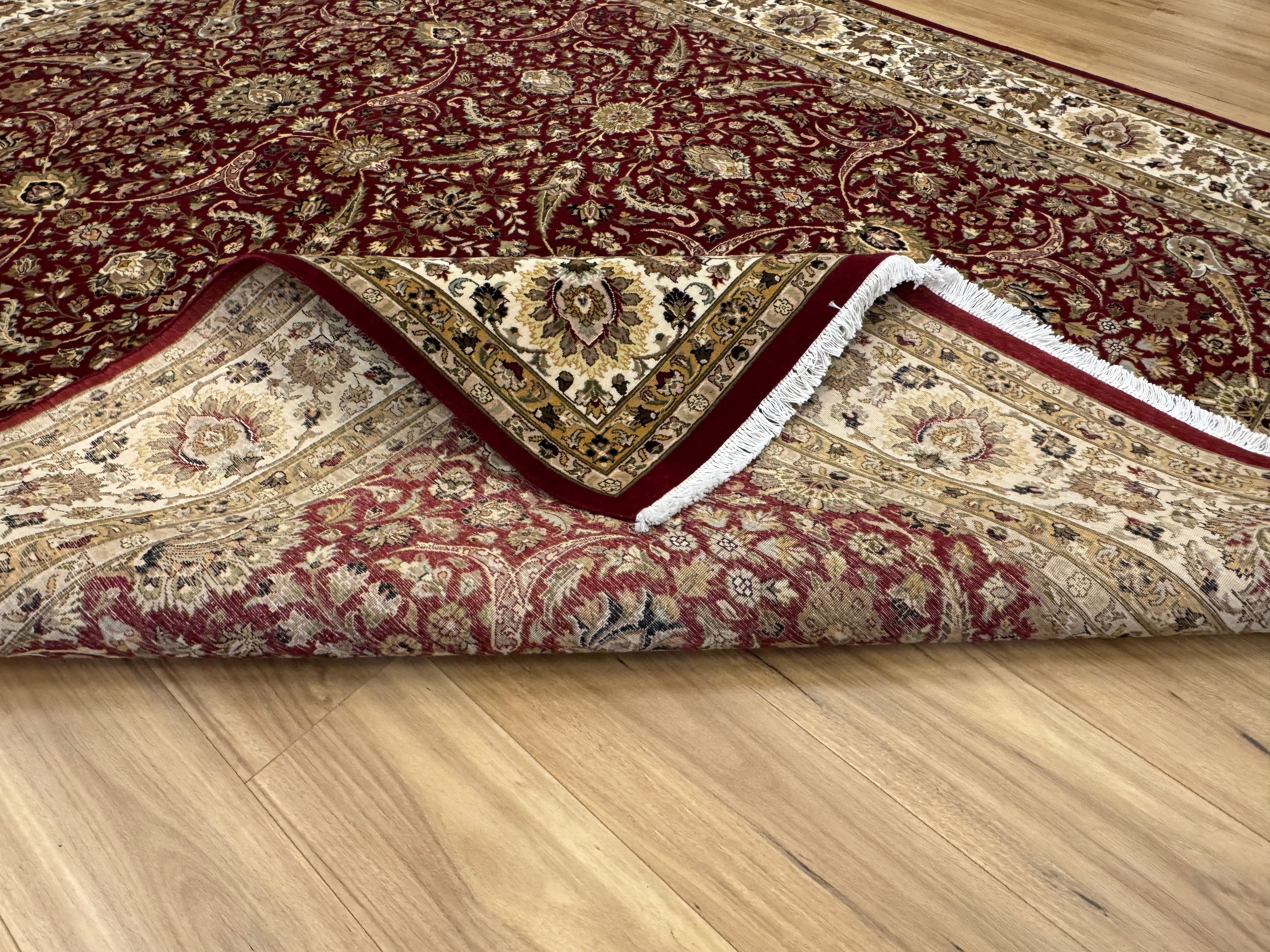 Kashmiri Rug - 301 cm x 245 cm
