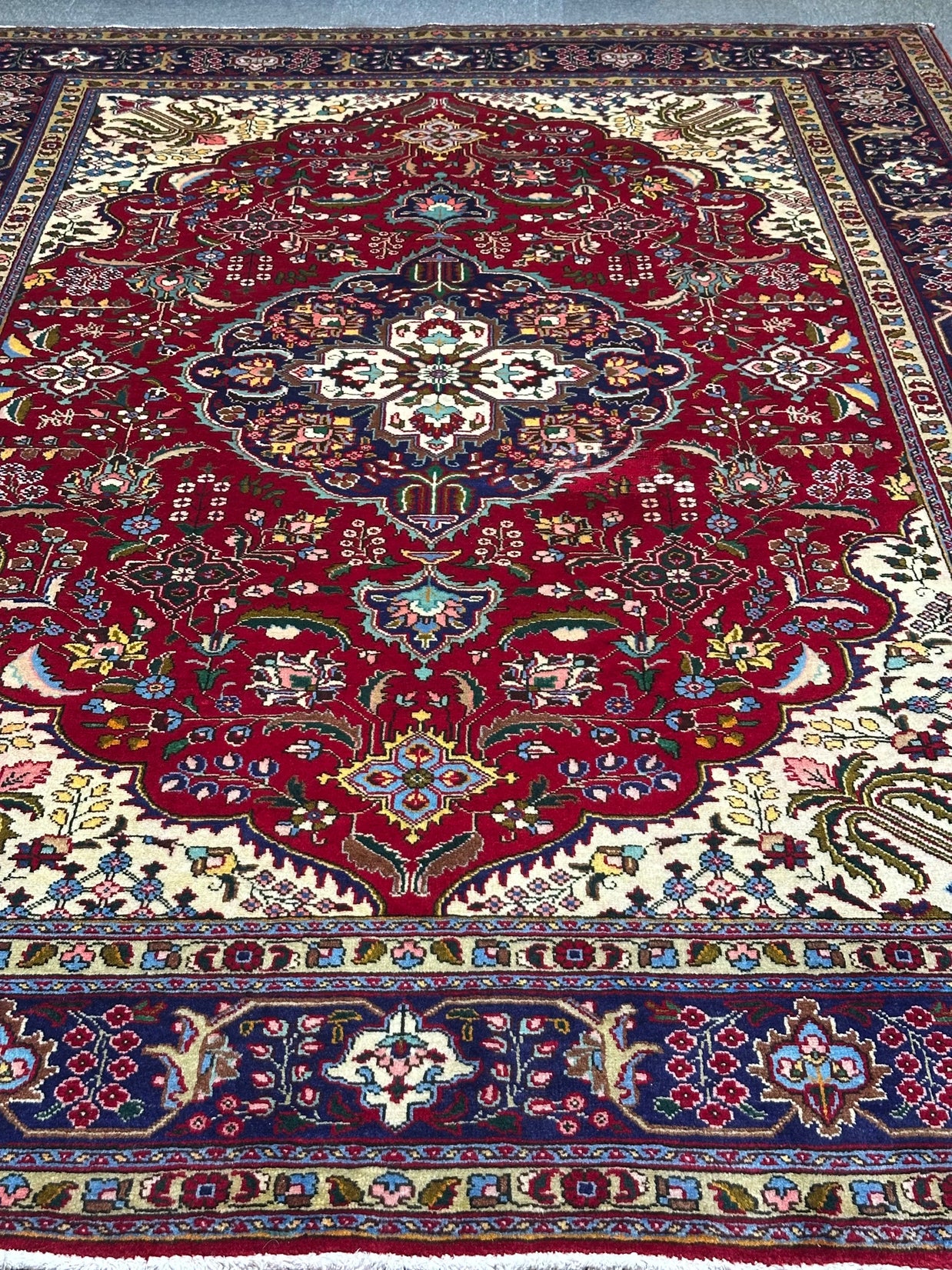 Persian Tabriz Hand Knotted Wool pile rug from Iran