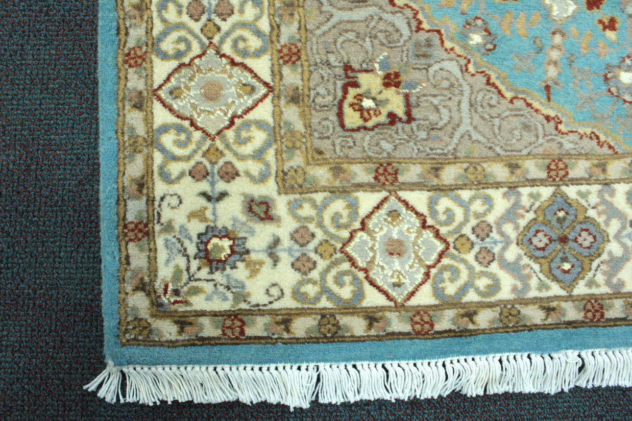 Kashmiri Rug  - 185 cm x 121 cm