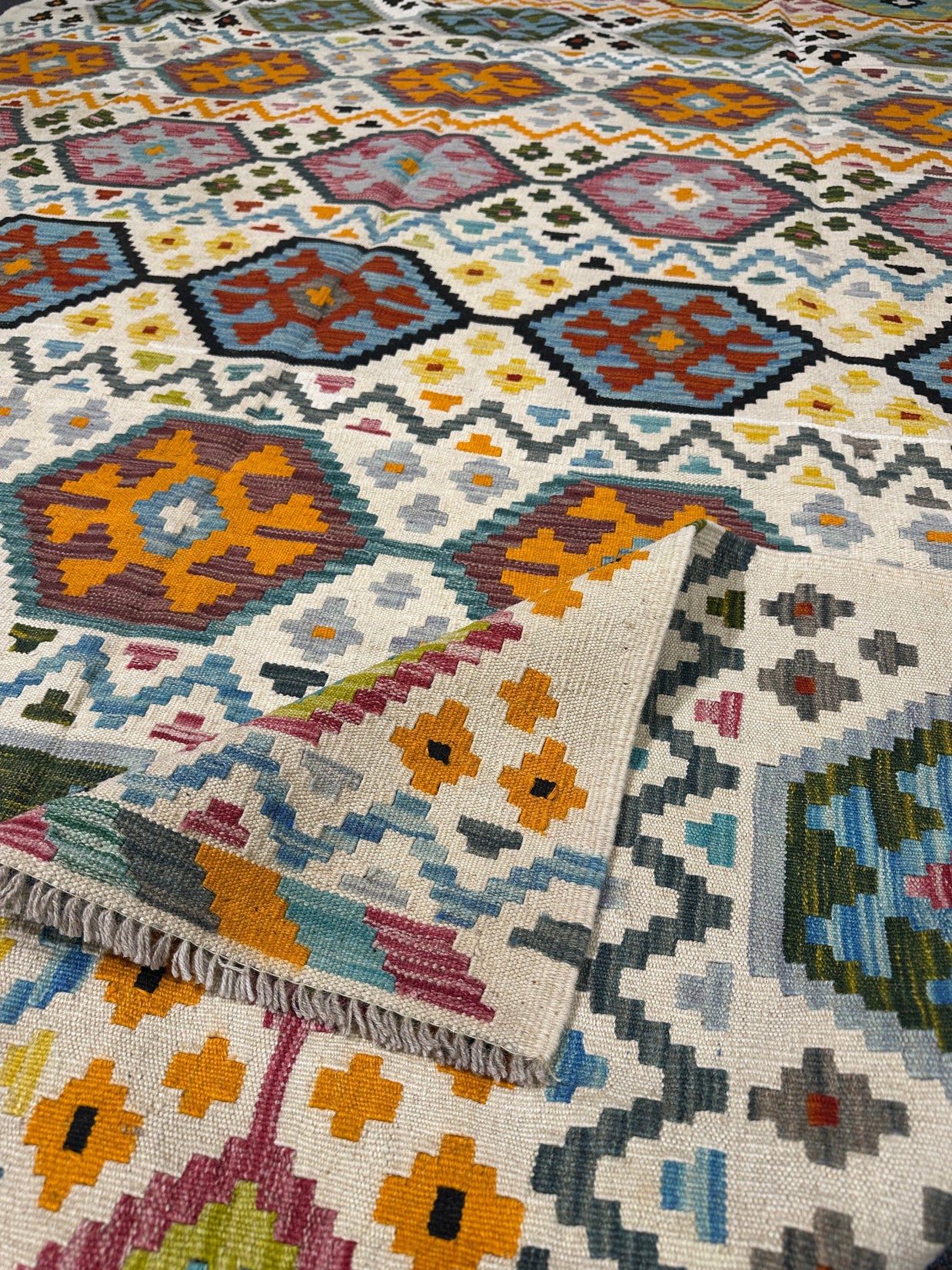 Chobi Kilim Rug - 305 cm x 200 cm