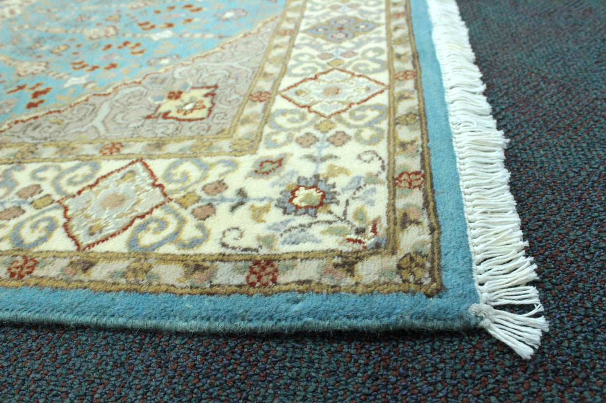 Kashmiri Rug  - 185 cm x 121 cm