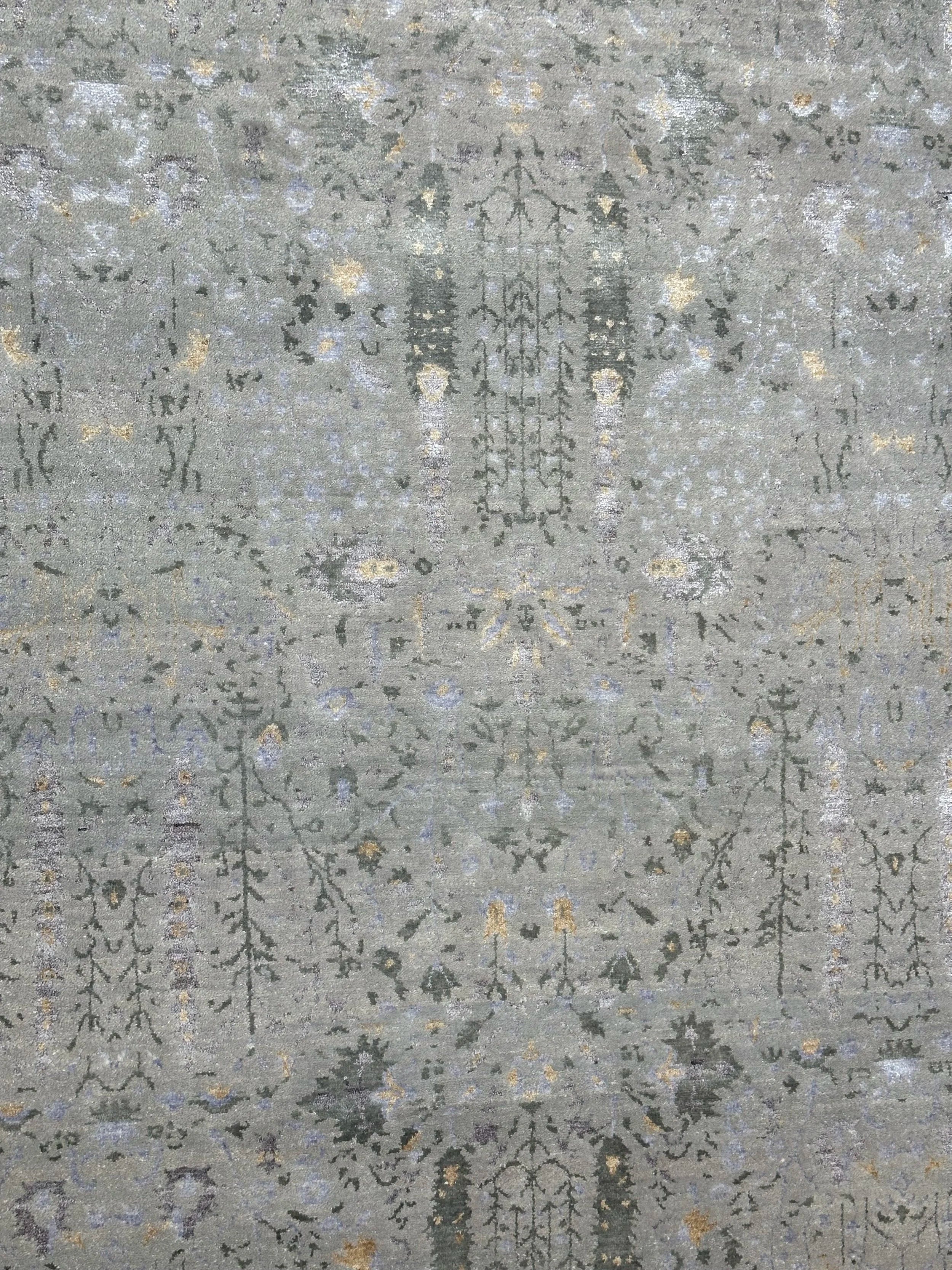 Indo Persian Gabbeh Modern Hand Knotted Rug Made of wool and Raw silk