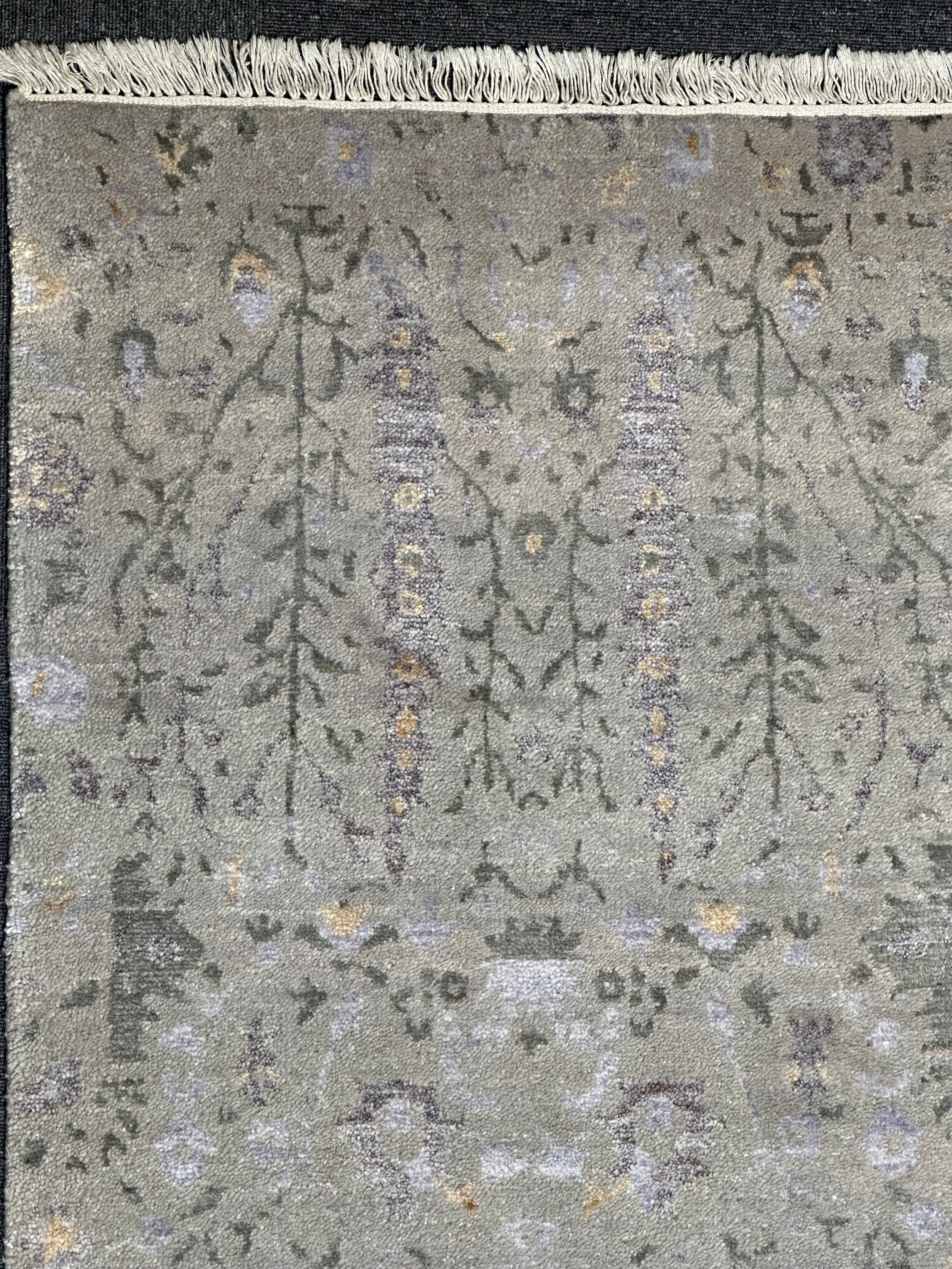 Indo Persian Gabbeh Modern Hand Knotted Rug Made of wool and Raw silk