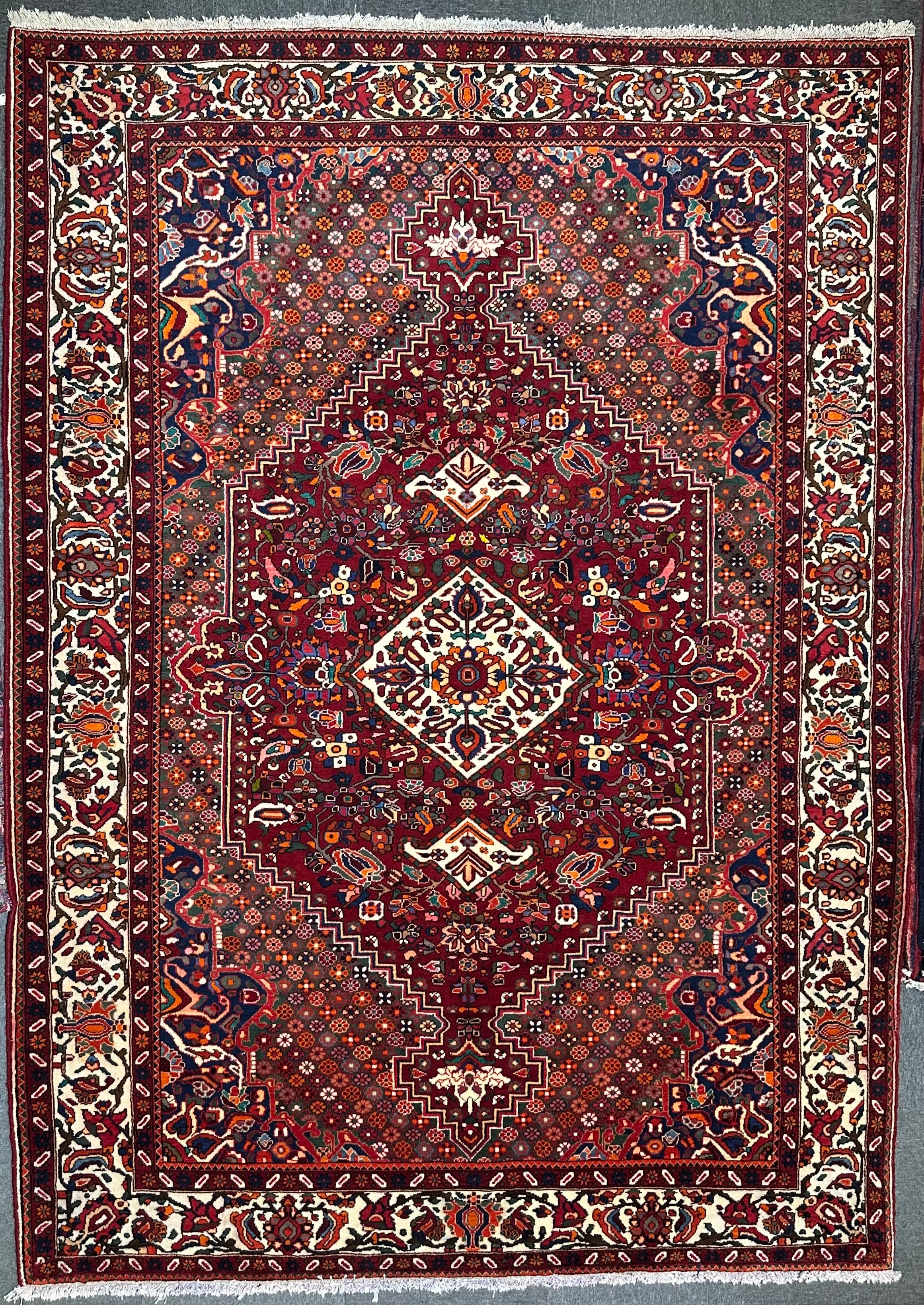 Persian Shahreaza Heavy Duty Hand Knotted Pure wool Pile rug from Persia