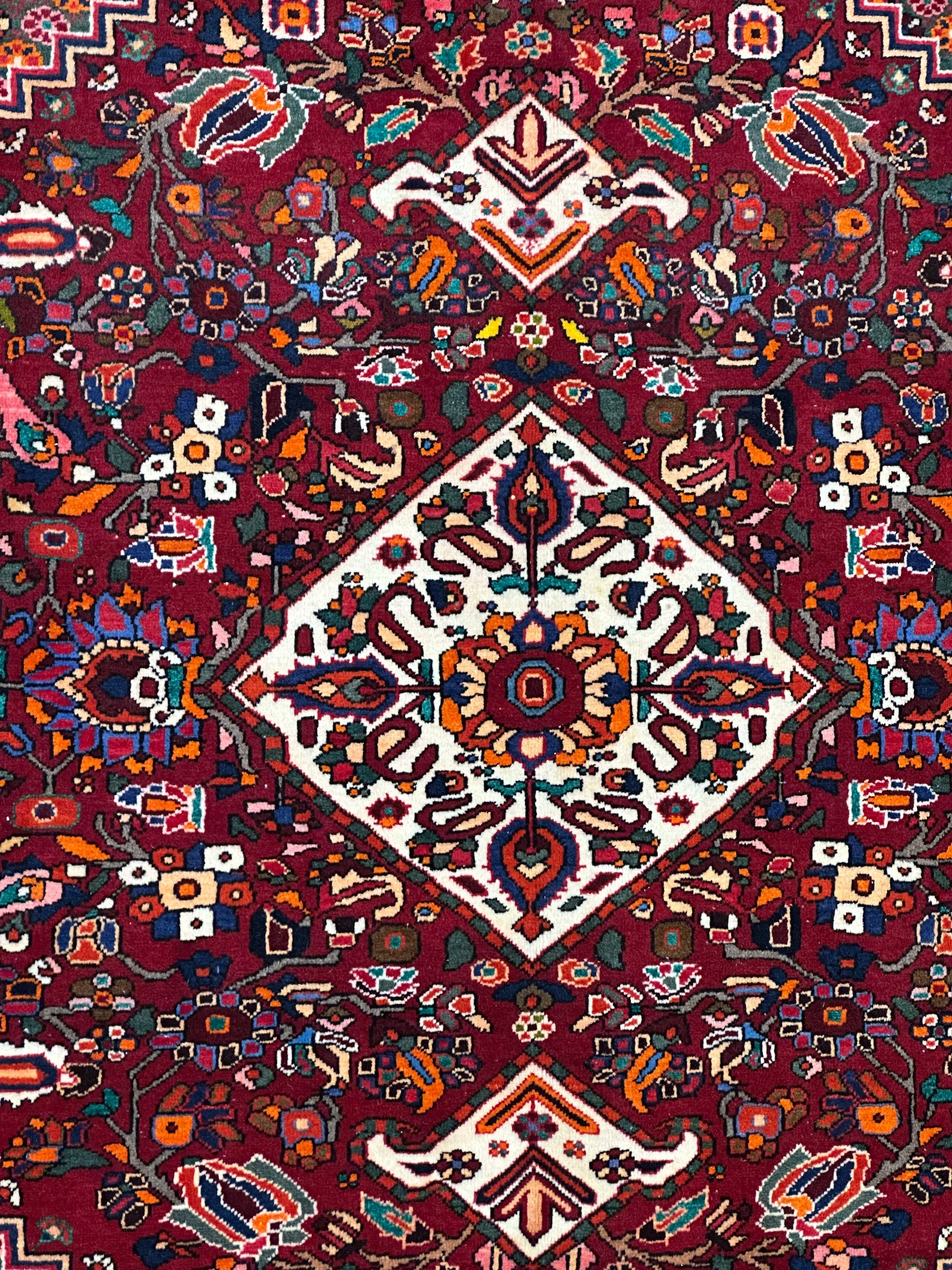 Persian Shahreaza Heavy Duty Hand Knotted Pure wool Pile rug from Persia