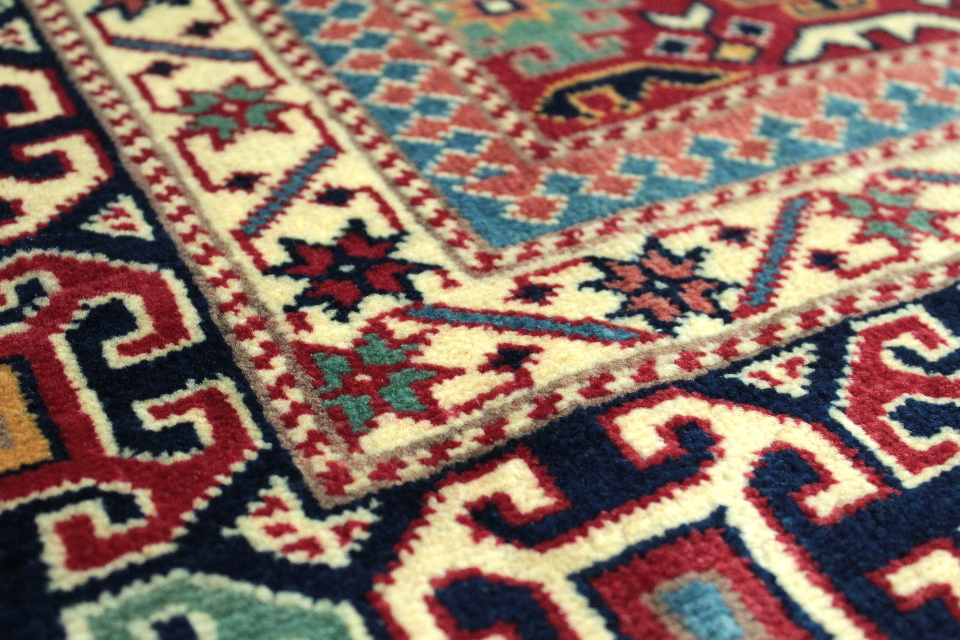 Shervan Rug  - 209 cm x 165 cm