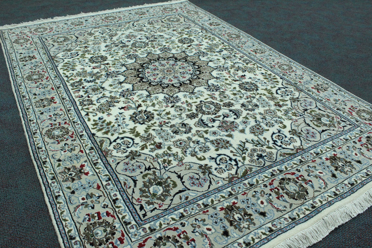 Nain Rug (Fine) - 197 cm x 137 cm