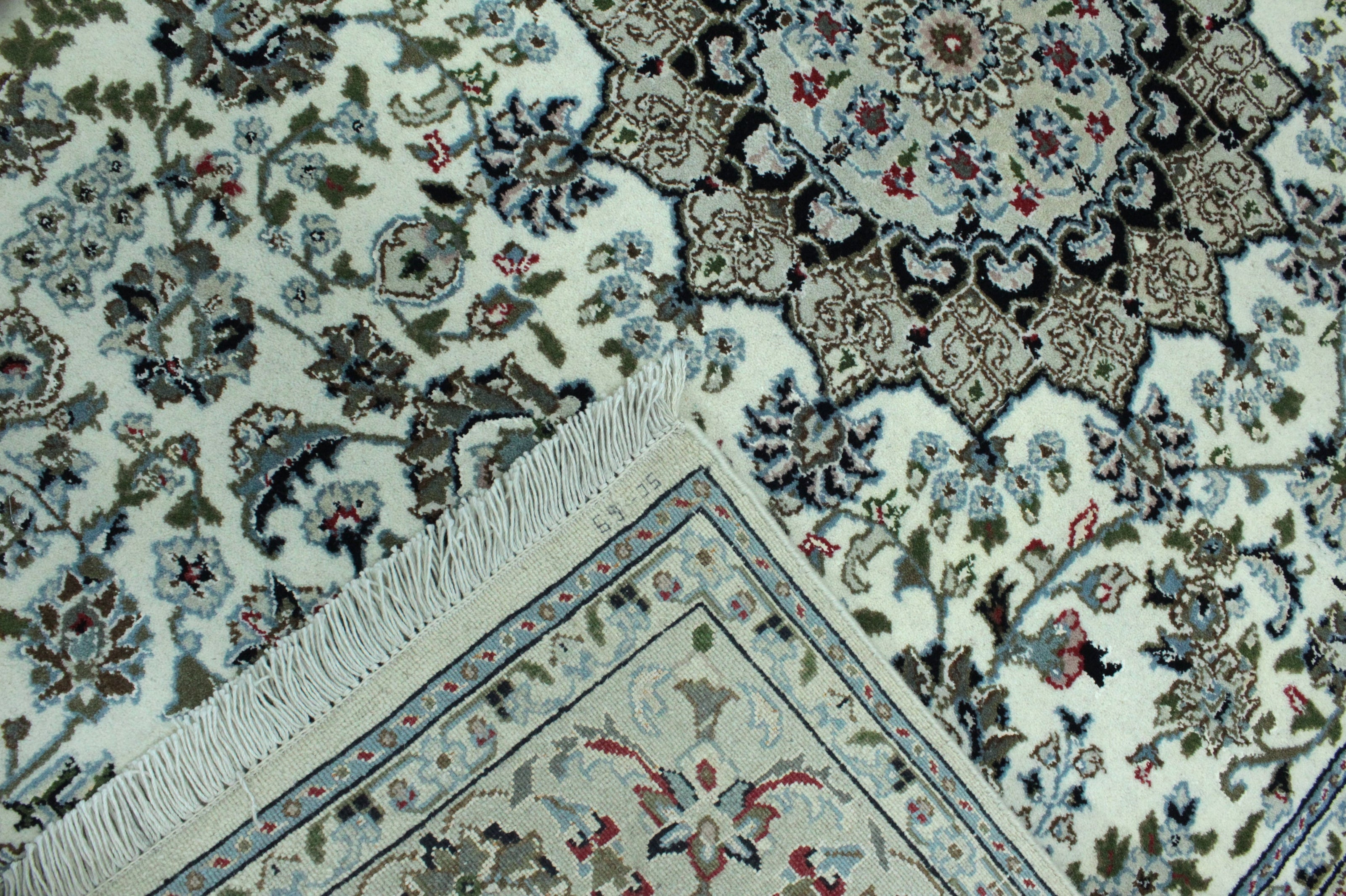 Nain Rug (Fine) - 197 cm x 137 cm