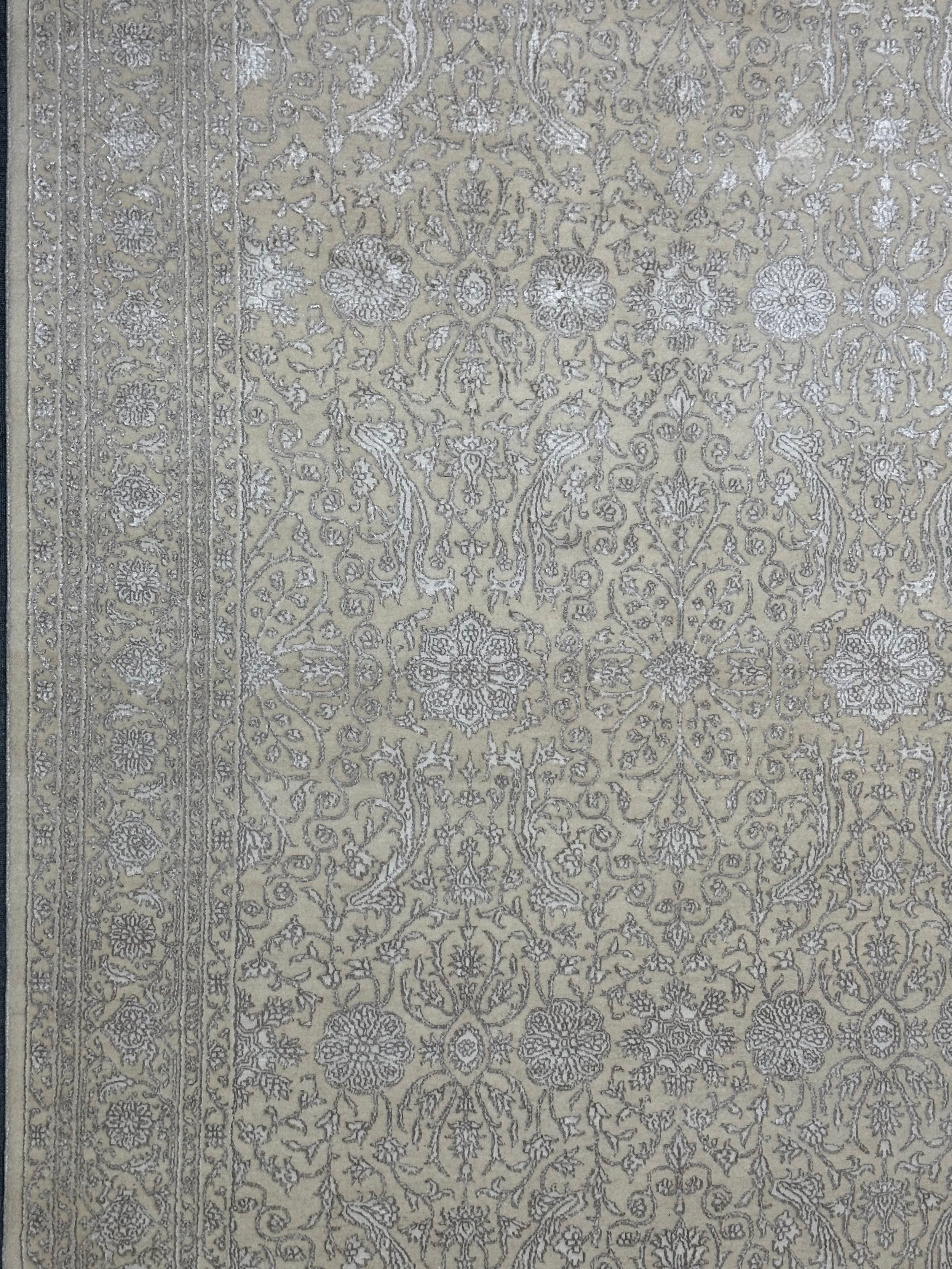 Fine Ziegler Wool & Silk Hand Knotted rug from India