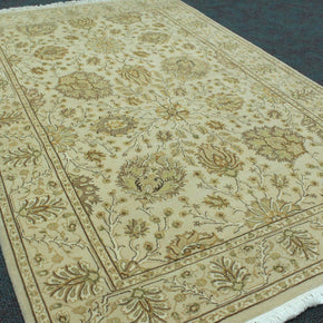 Kashmiri Rug  - 185 cm x 119 cm