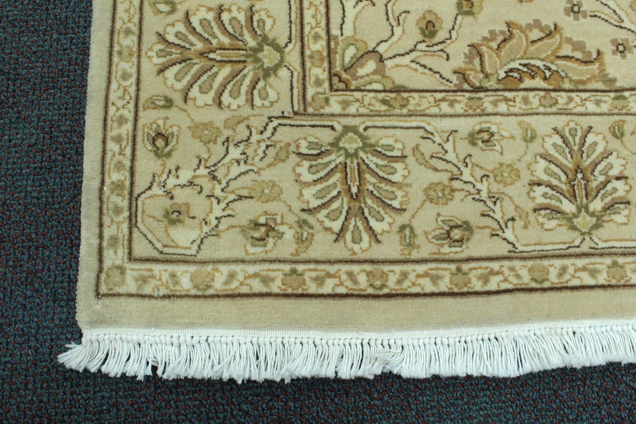 Kashmiri Rug  - 185 cm x 119 cm
