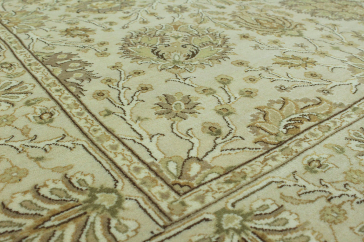 Kashmiri Rug  - 185 cm x 119 cm