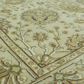 Kashmiri Rug  - 185 cm x 119 cm