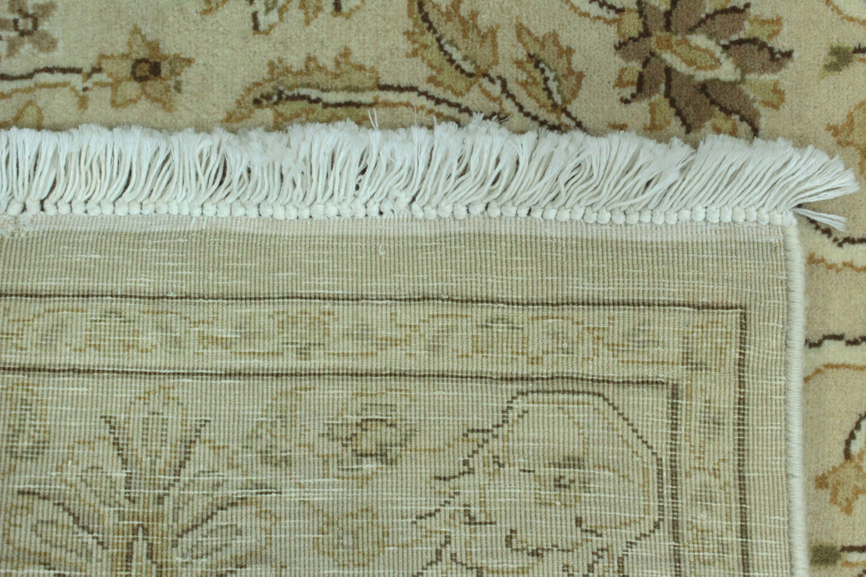 Kashmiri Rug  - 185 cm x 119 cm