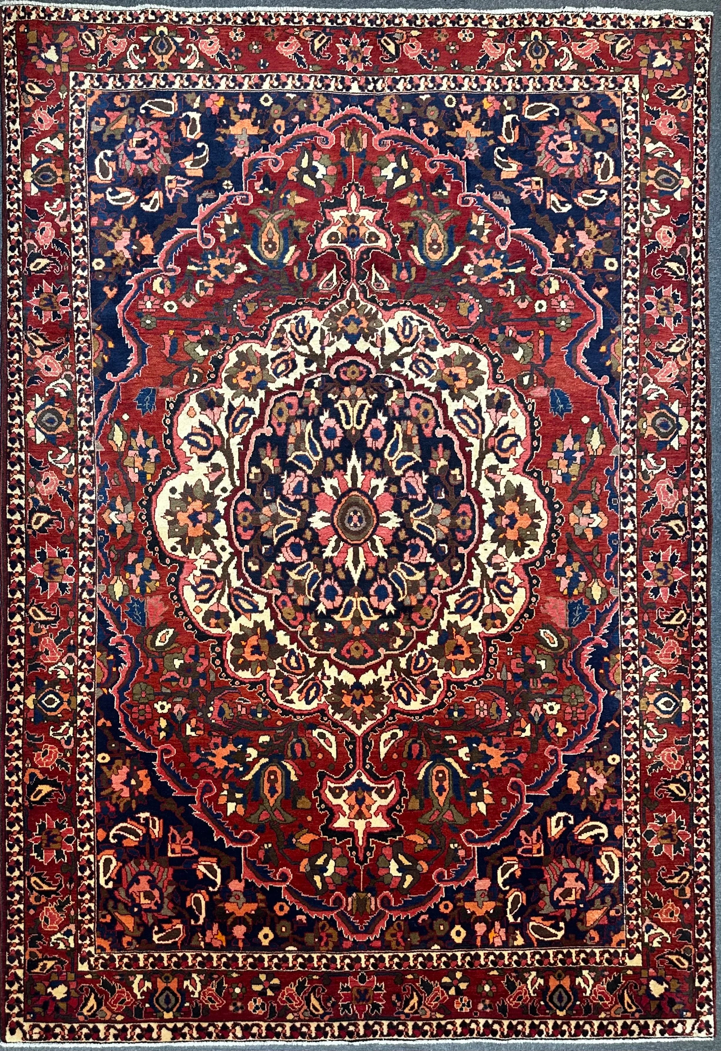 Persian Bahktiari floral design high density good for heavy traffic area Pure wool hand knotted