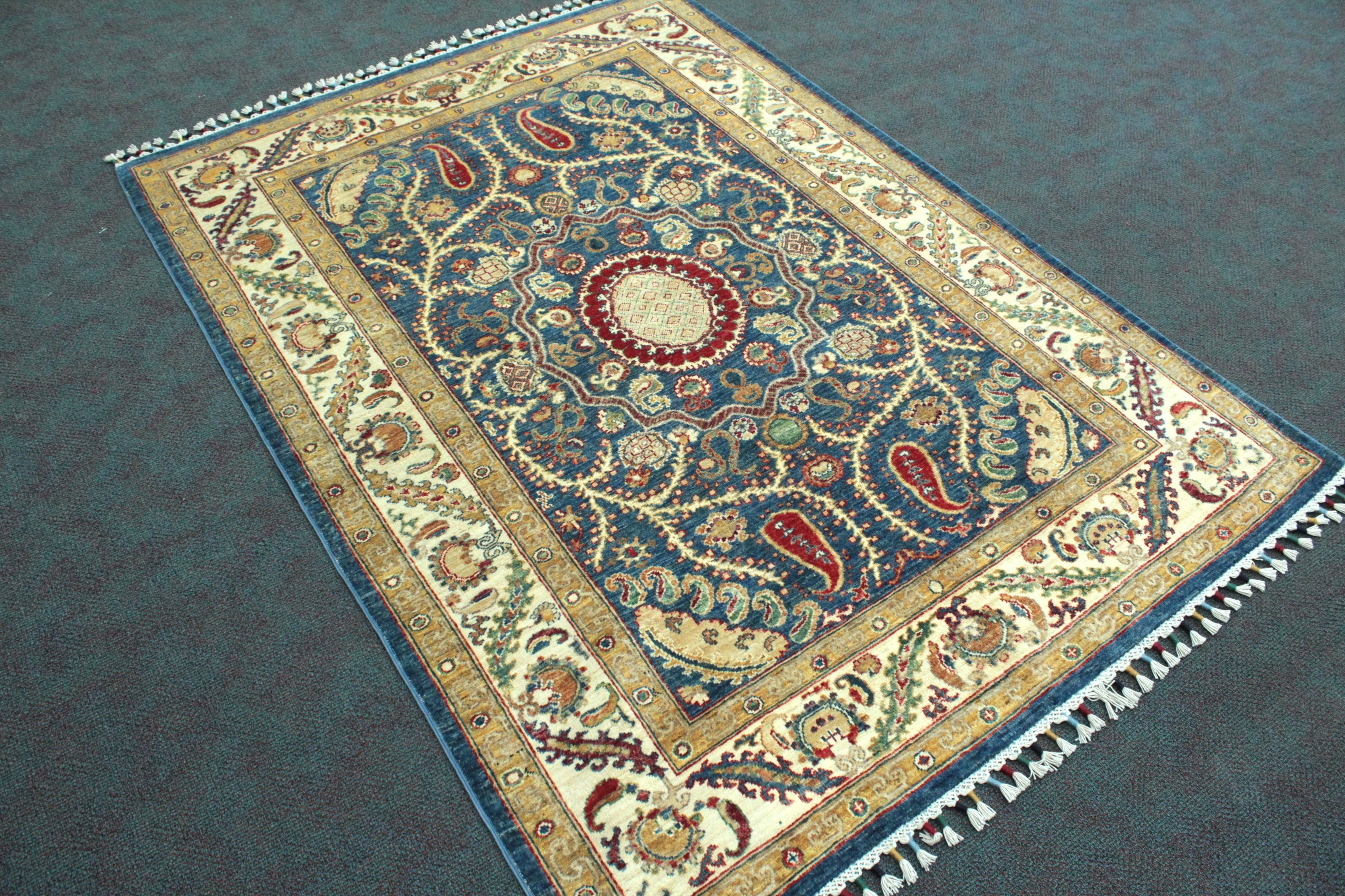 Khurjeen Rug  - 207 cm x 151 cm