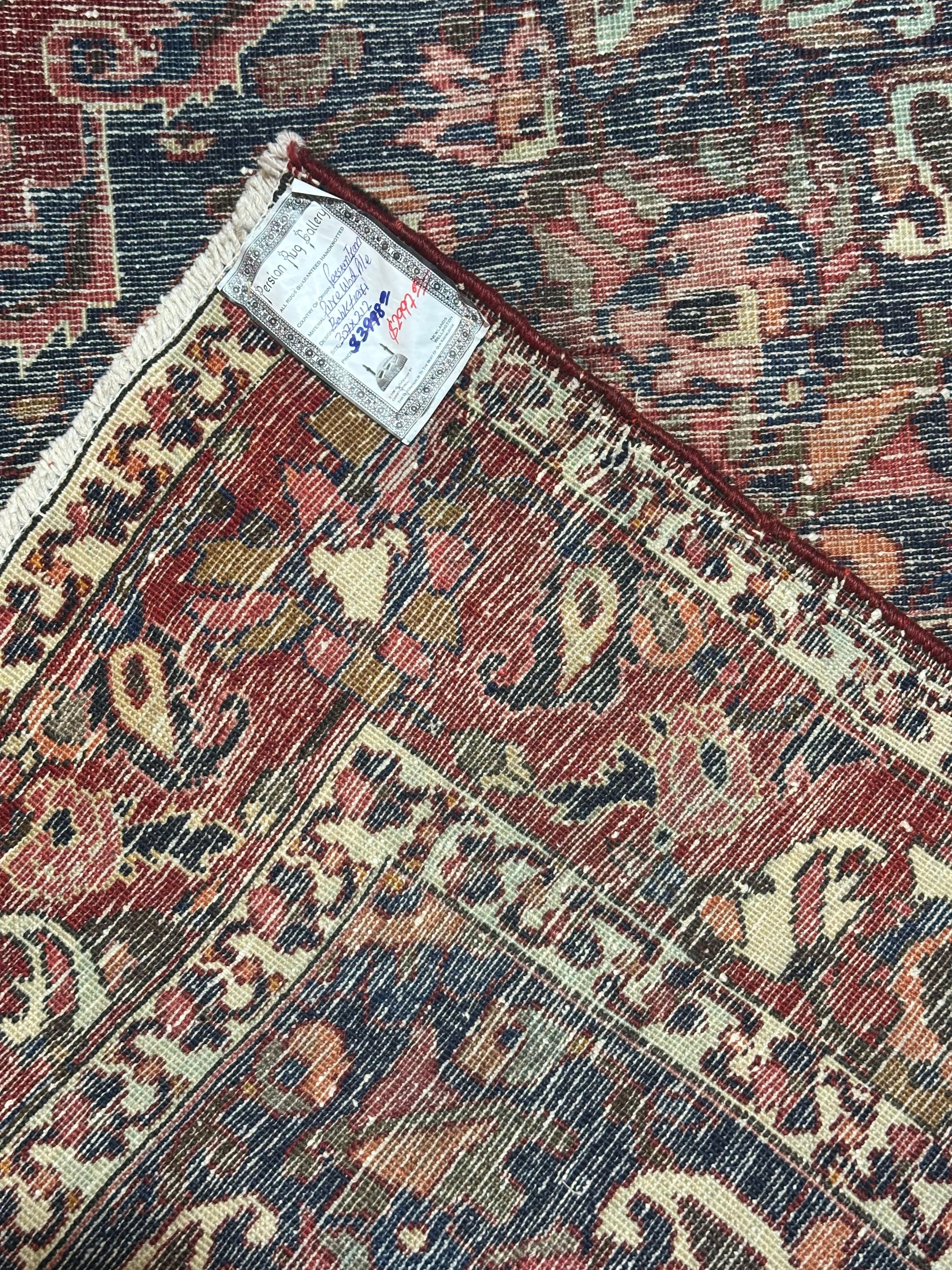 Persian Bahktiari floral design high density good for heavy traffic area Pure wool hand knotted