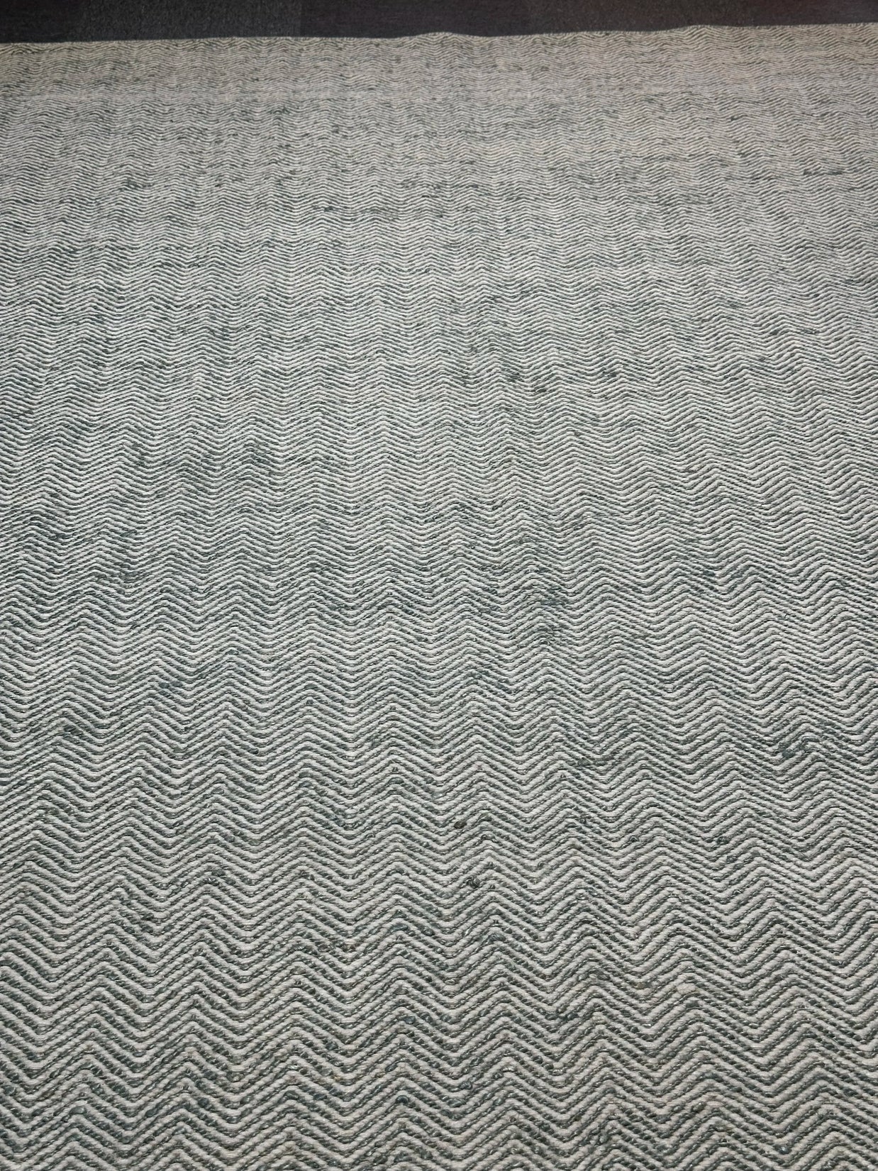 Kilim flat weaved Hand knotted rug from India
