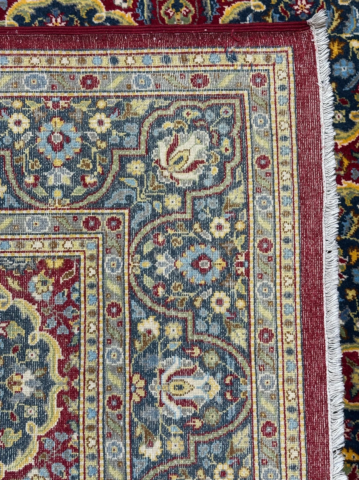 Fine Persian Mashad extremely finely Hand knotted rug 285x185cm