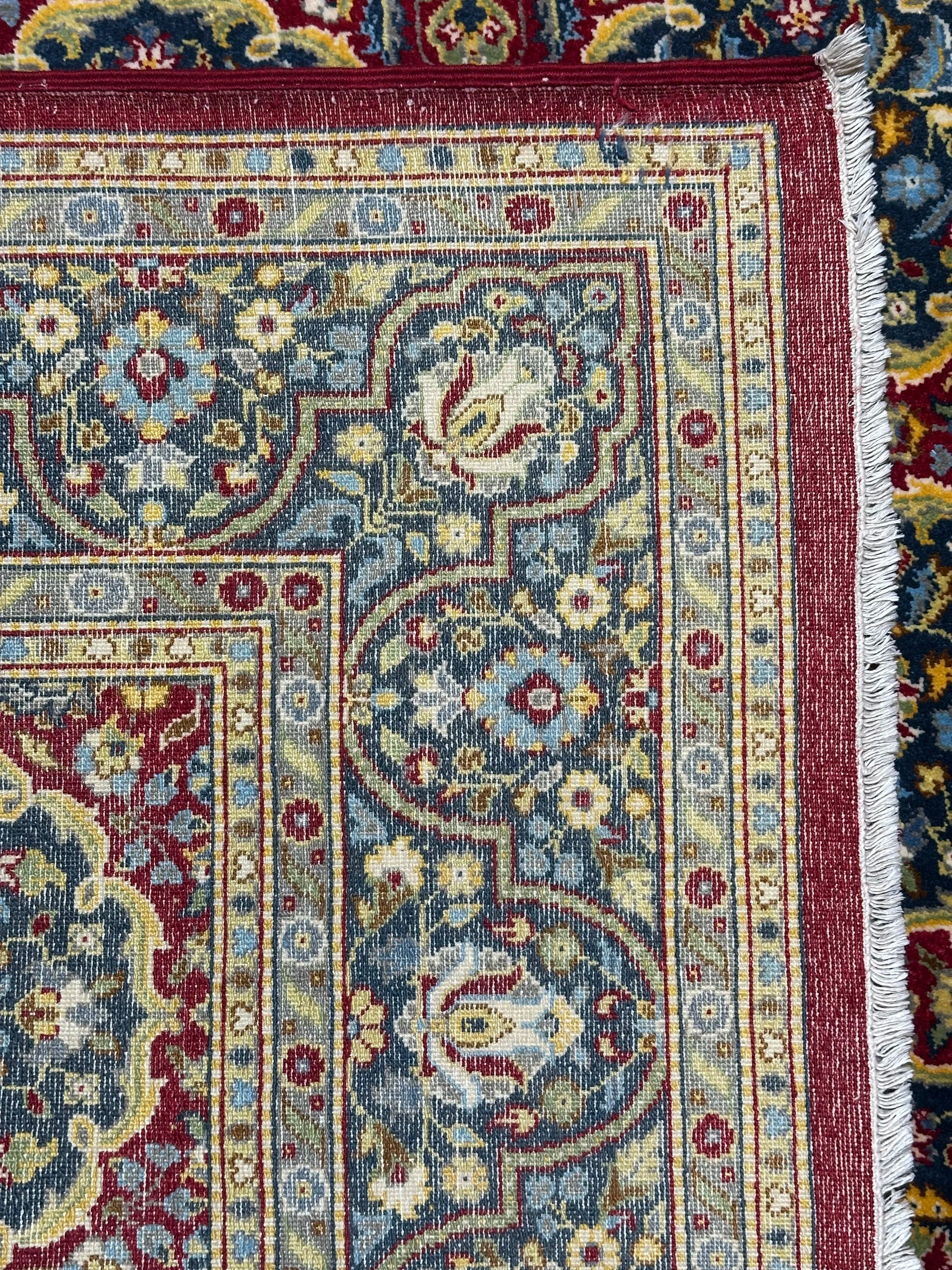 Fine Persian Mashad extremely finely Hand knotted rug 285x185cm