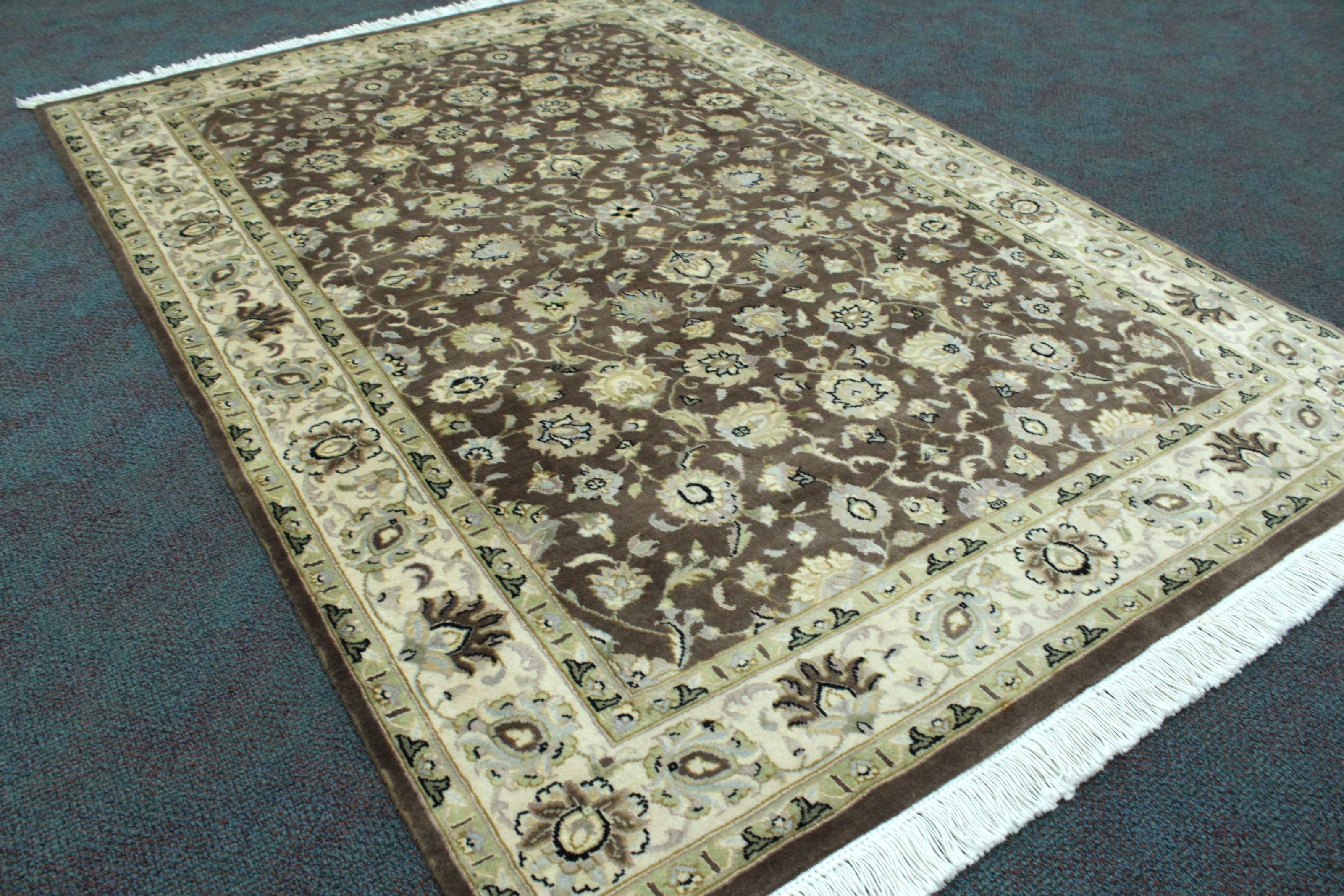 Kashmiri Rug  - 185 cm x 125 cm