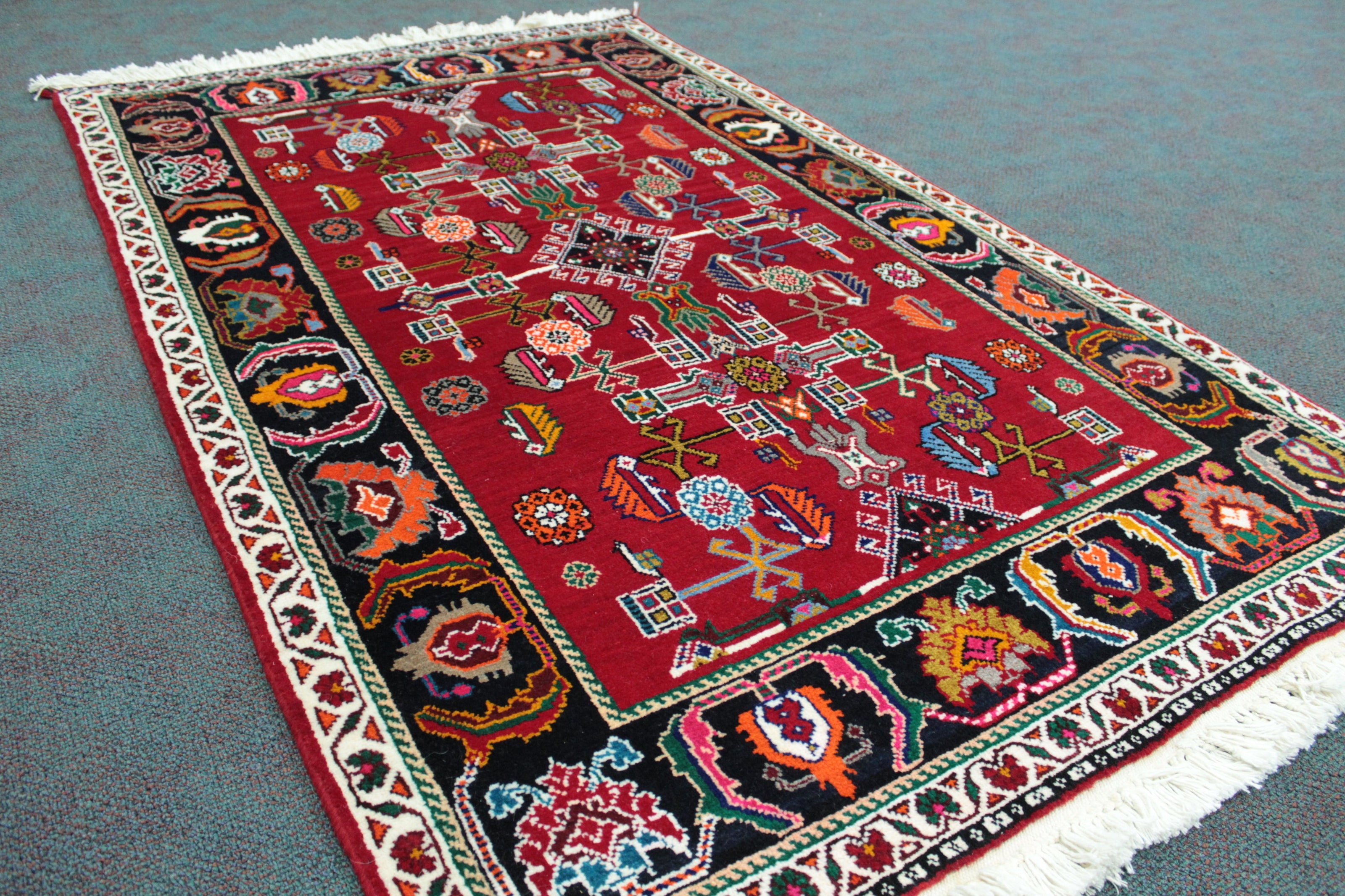Lori Rug  - 208 cm x 126 cm