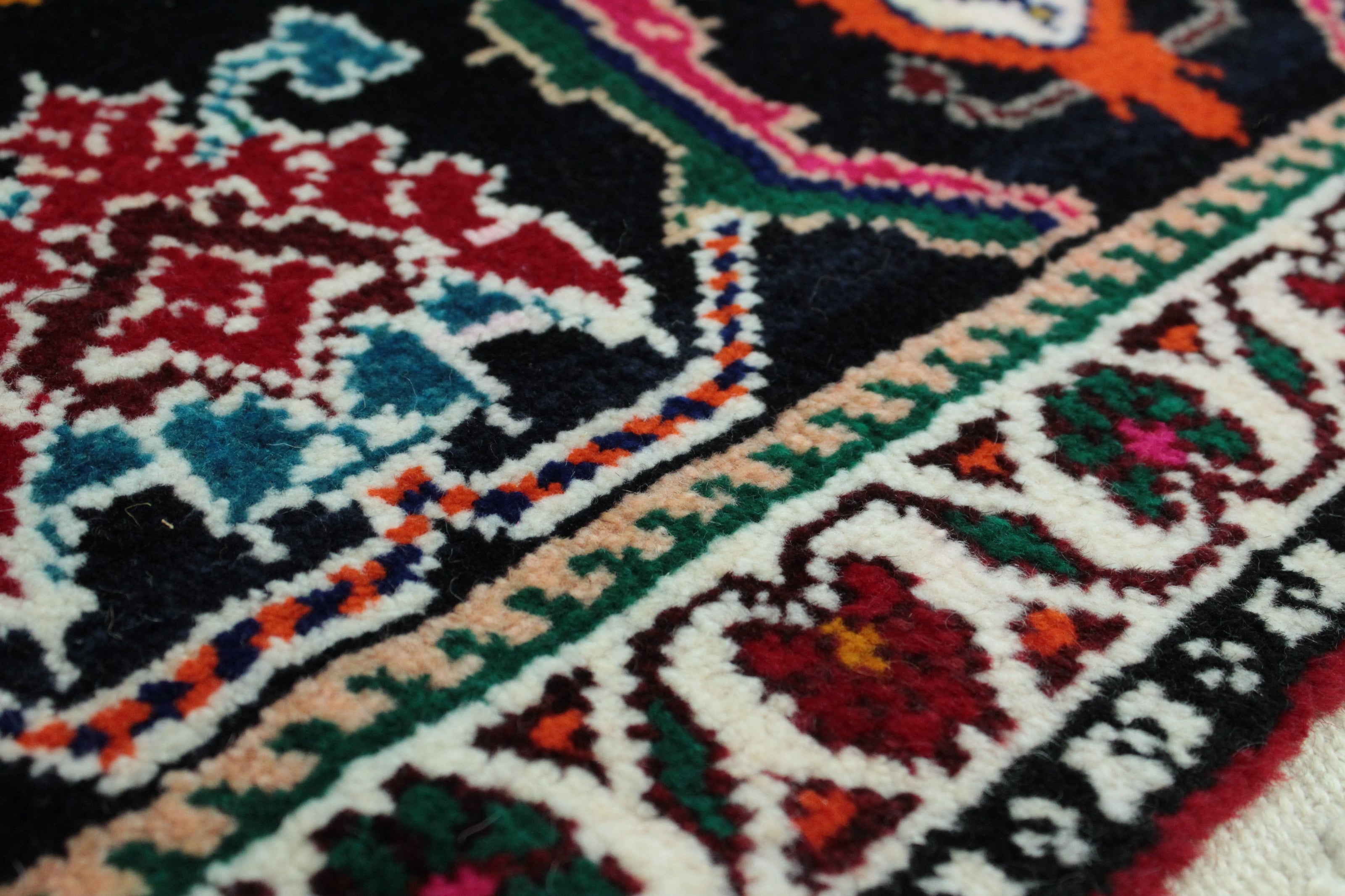 Lori Rug  - 208 cm x 126 cm