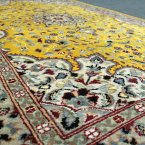 Kashmiri Rug  - 192 cm x 123 cm