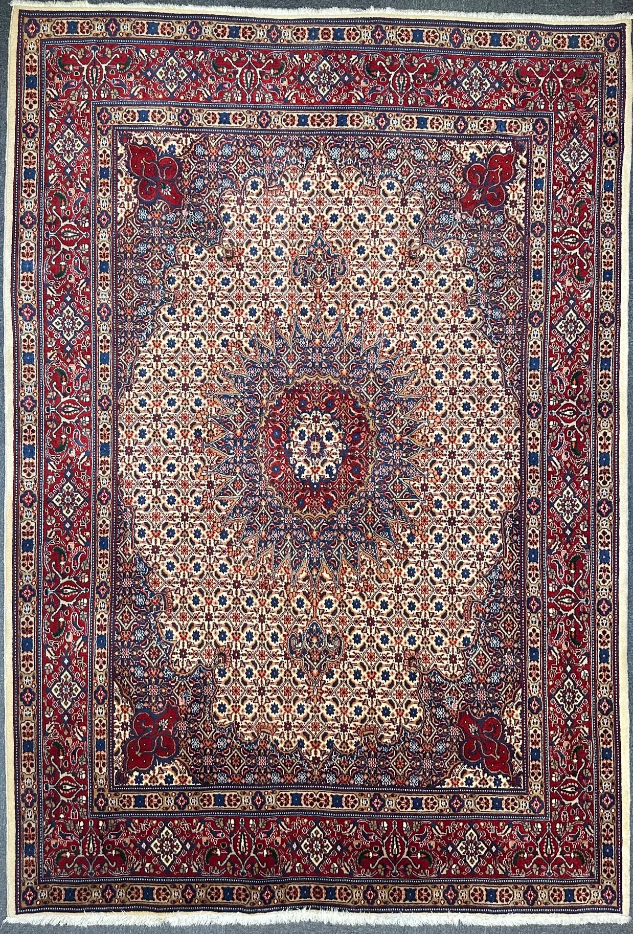 Persian Mud finally knotted woollen rug from Persia