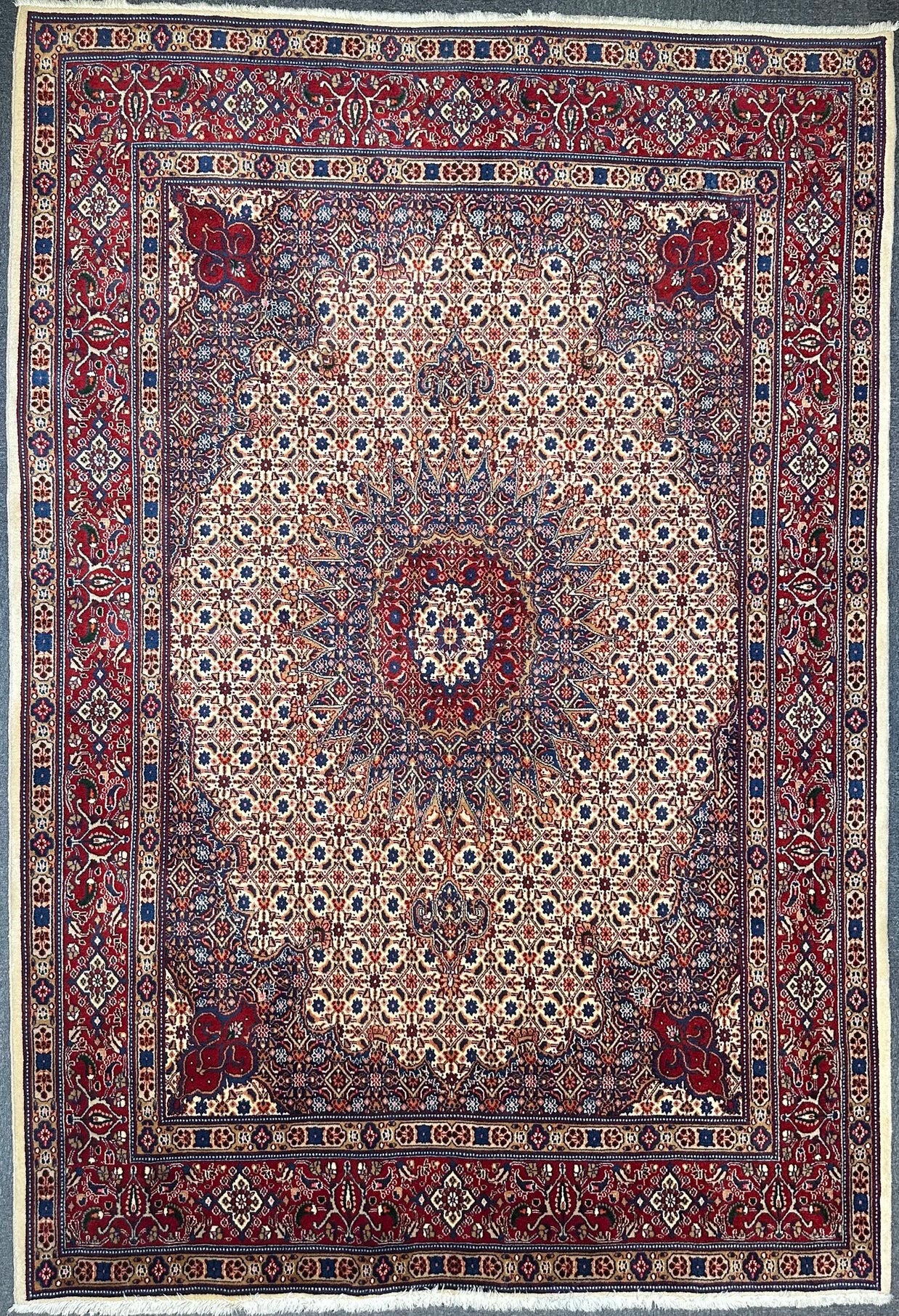 Persian Mud finally knotted woollen rug from Persia